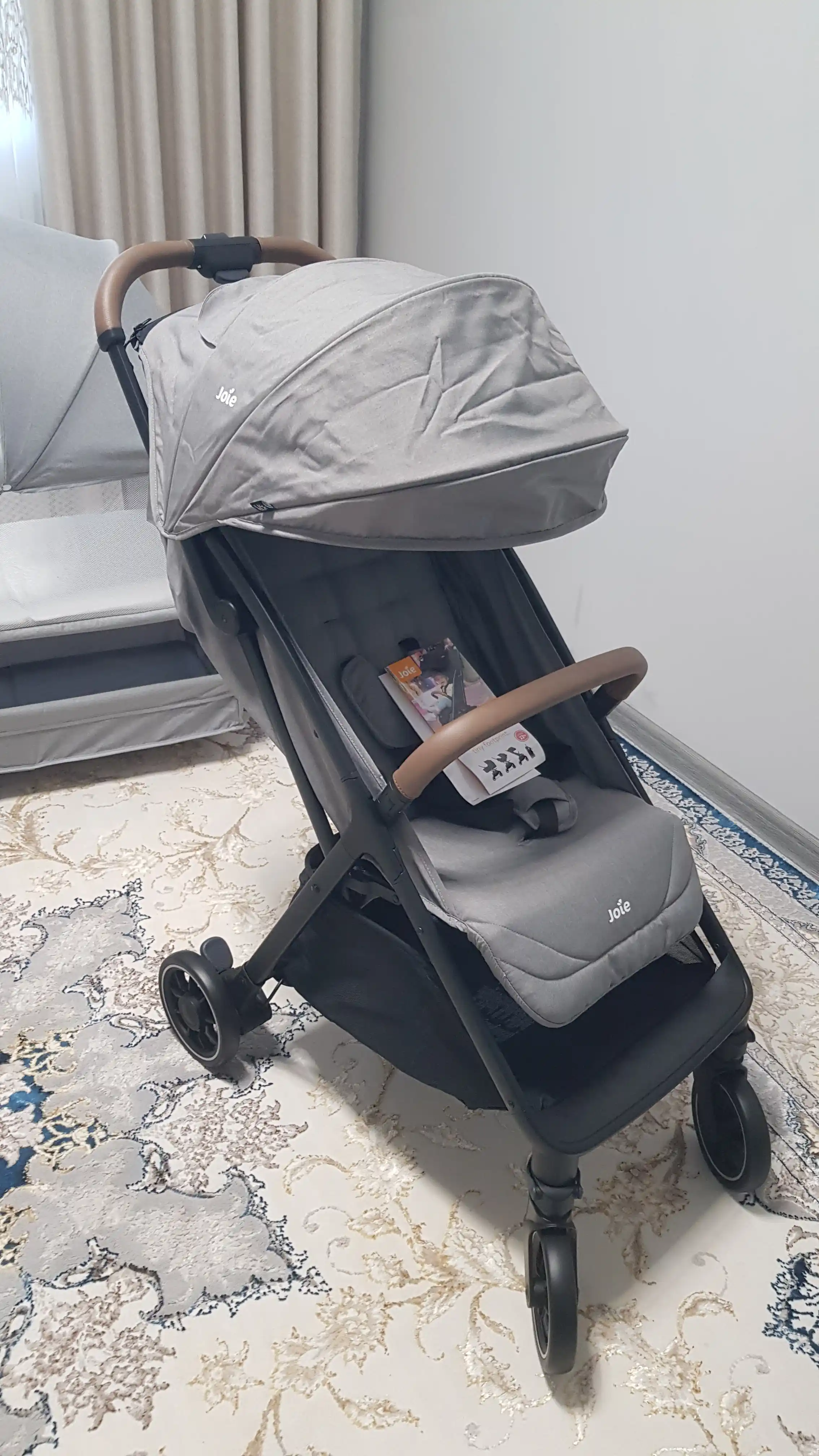 Детская коляска Joie Pact Pro