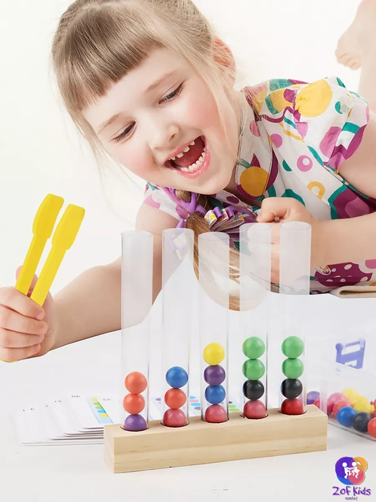 Sorter geometriya boncuklar bilan, beshta ustunda, bolalar uchun, rivojlanayotgan Montesso