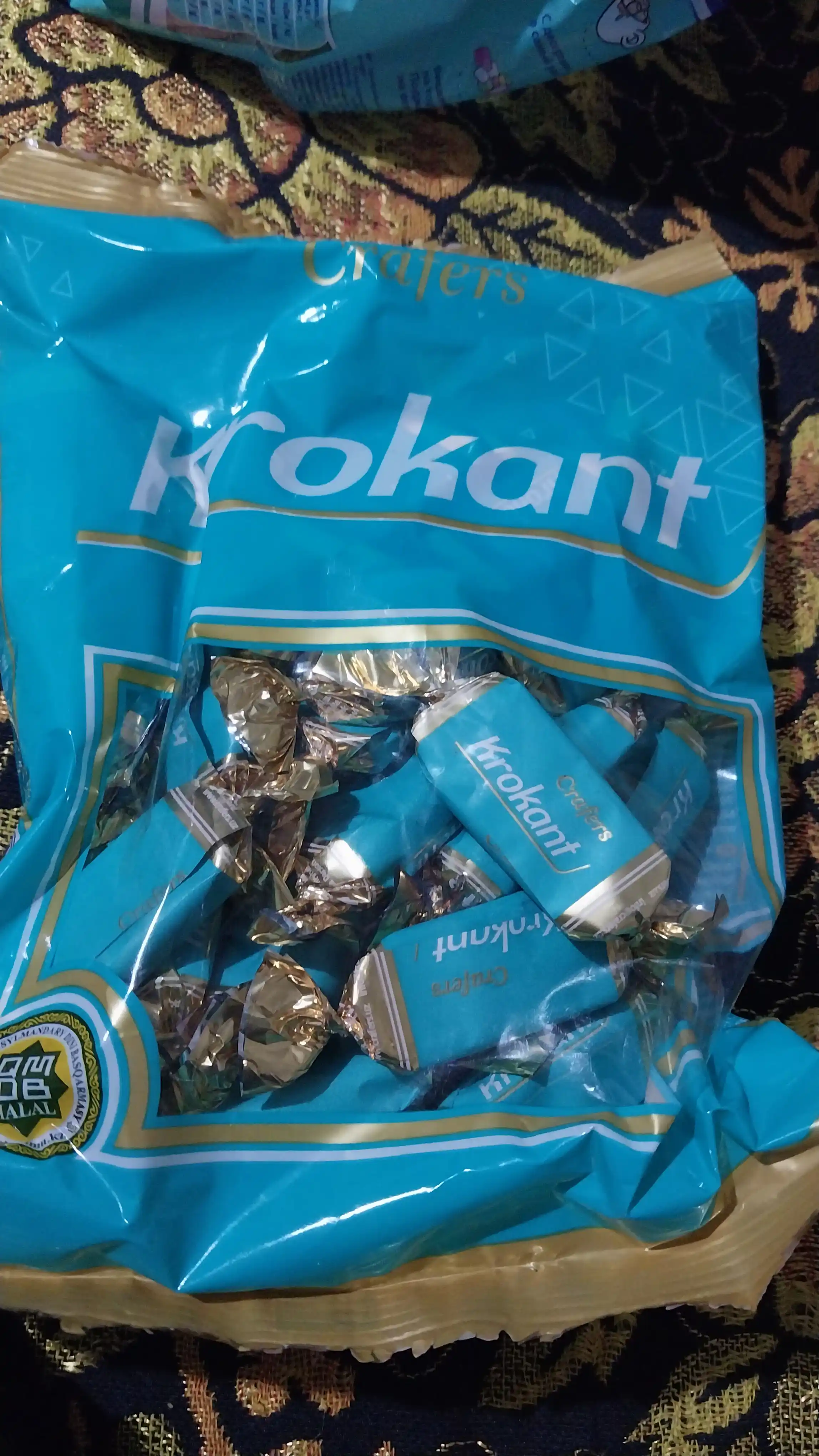Шоколадная конфета Crafers Крокант с кондит. глазурью (Двойной перекрут) (240 гр)