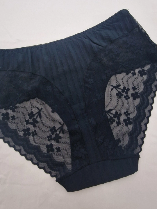 Ayollar trusilari katta razmer 2XL–4XL, poliamid krujevali, o‘rtacha o‘tirish (posadka)