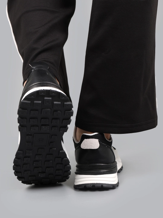 Ayollar uchun krossovkalar, Kuz Bahor uchun 36-41 o'lchamda, 6 xil rangda