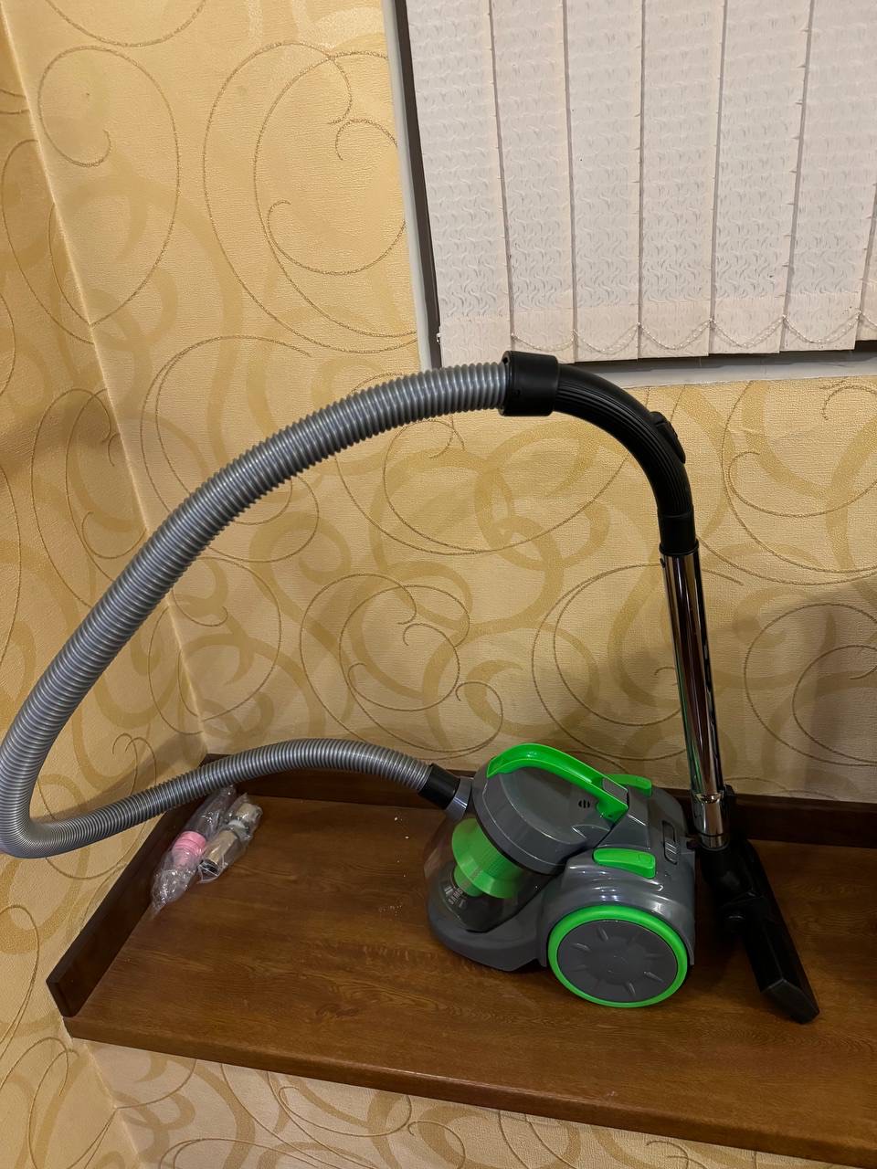 Пылесос Samsung мощный 3000W, инновационный циклонный, телескопической трубой, HEPA фильтр