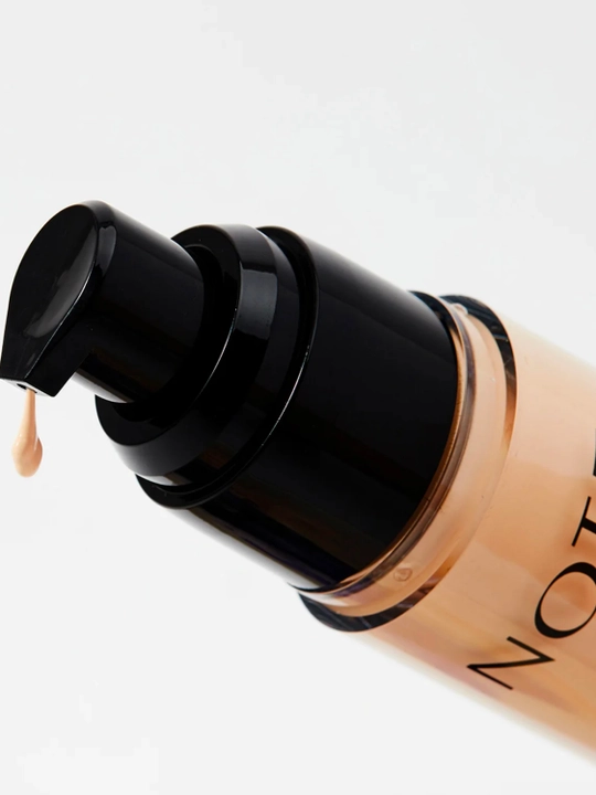 Tonal krem Note Mattyfying Extreme Wear Foundation 01 - 03, 100 - 102, 116, 121, 125, SPF