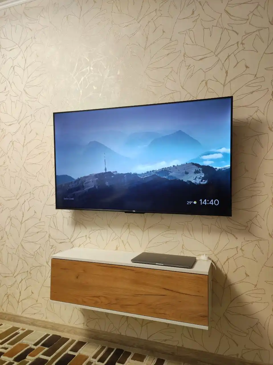 Ofis, televizor va interyer uchun mebel  