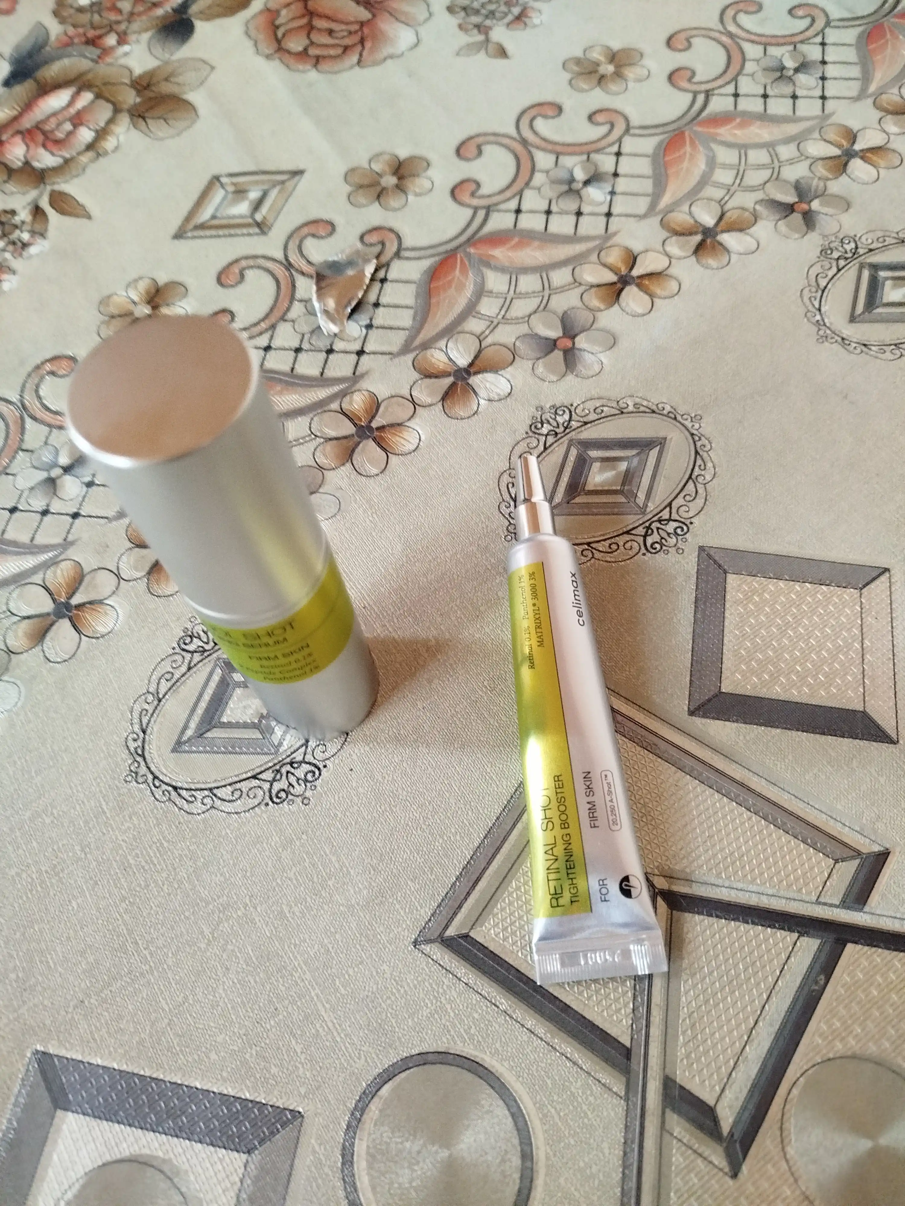 Yuzni tortuvchi krem va mustahkamlovchi zardob retinol bilan, Celimax