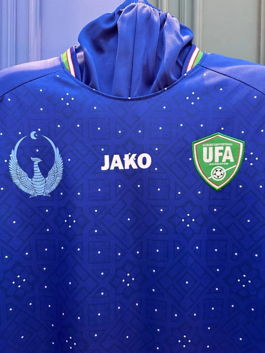 O‘zbekiston terma jamoasi futbolkasi! 2 xil rangda: klassik moviy va oq
