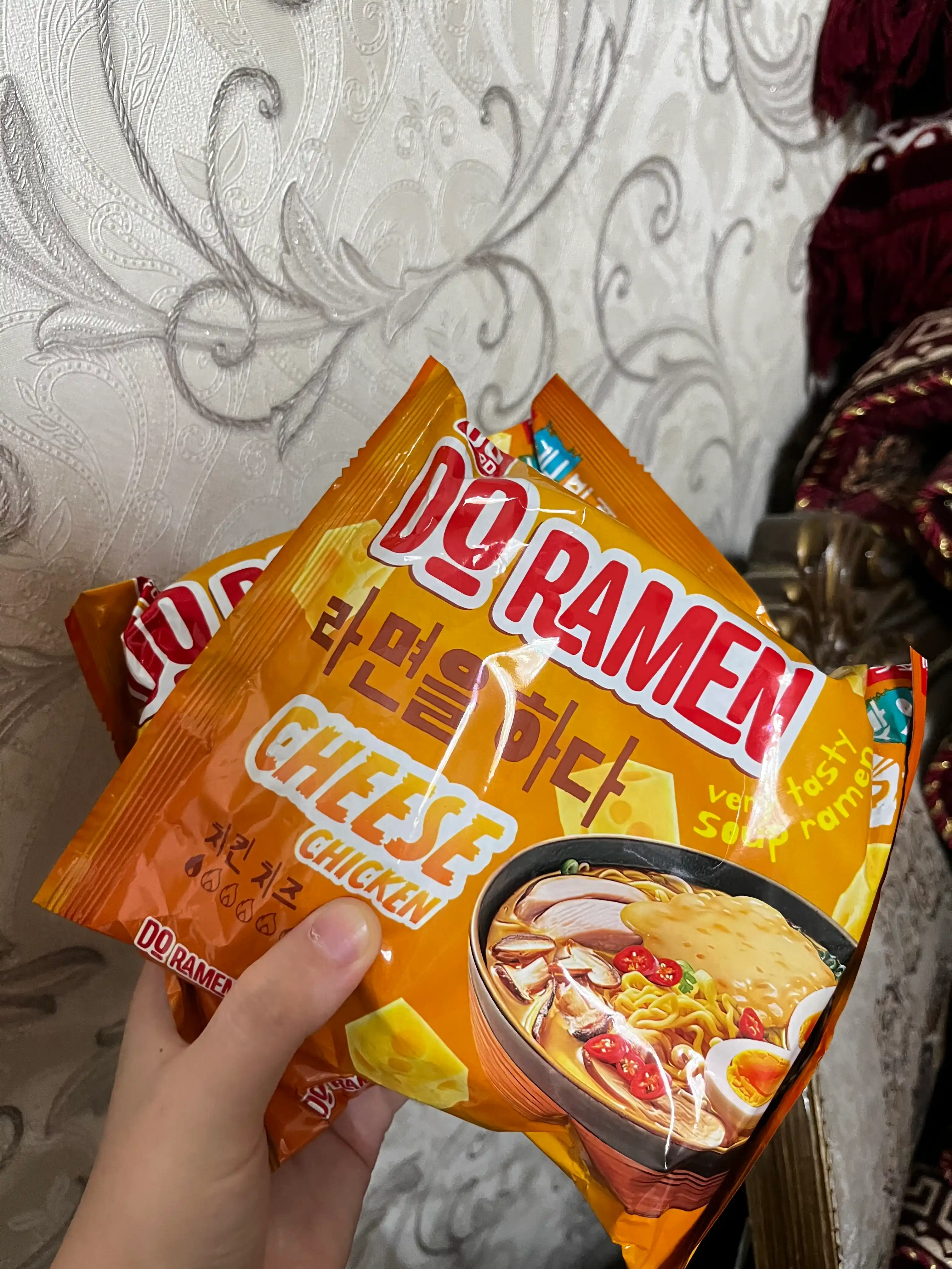 Лапша быстрого приготовления DO Ramen, сырный, со вкусом курицы, 106 г