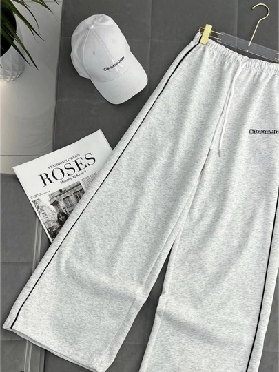 Iets Frans Harri joggerlari — oversize, yumshoq futer, shahar uslubi 