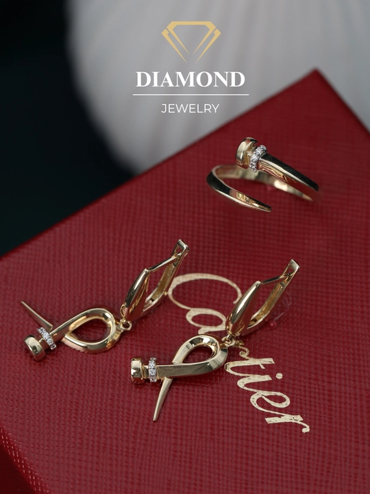 Ayollar uchun oltin uzuk va zirak to'plami, tilla 585 proba, 5.8gr, D23K model, DIAMOND