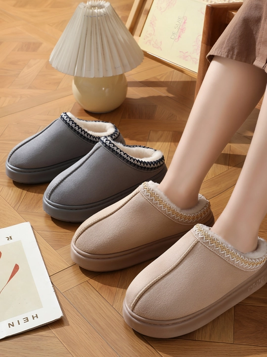 Тёплые уличные и домашние тапочки Угги с мехом унисекс, закрытые, на толстой EVA-подошве