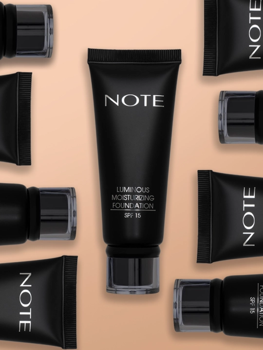 NOTE Luminous Moisturizing Foundation SPF 15 tonal kremi, yaltiroq qoplama