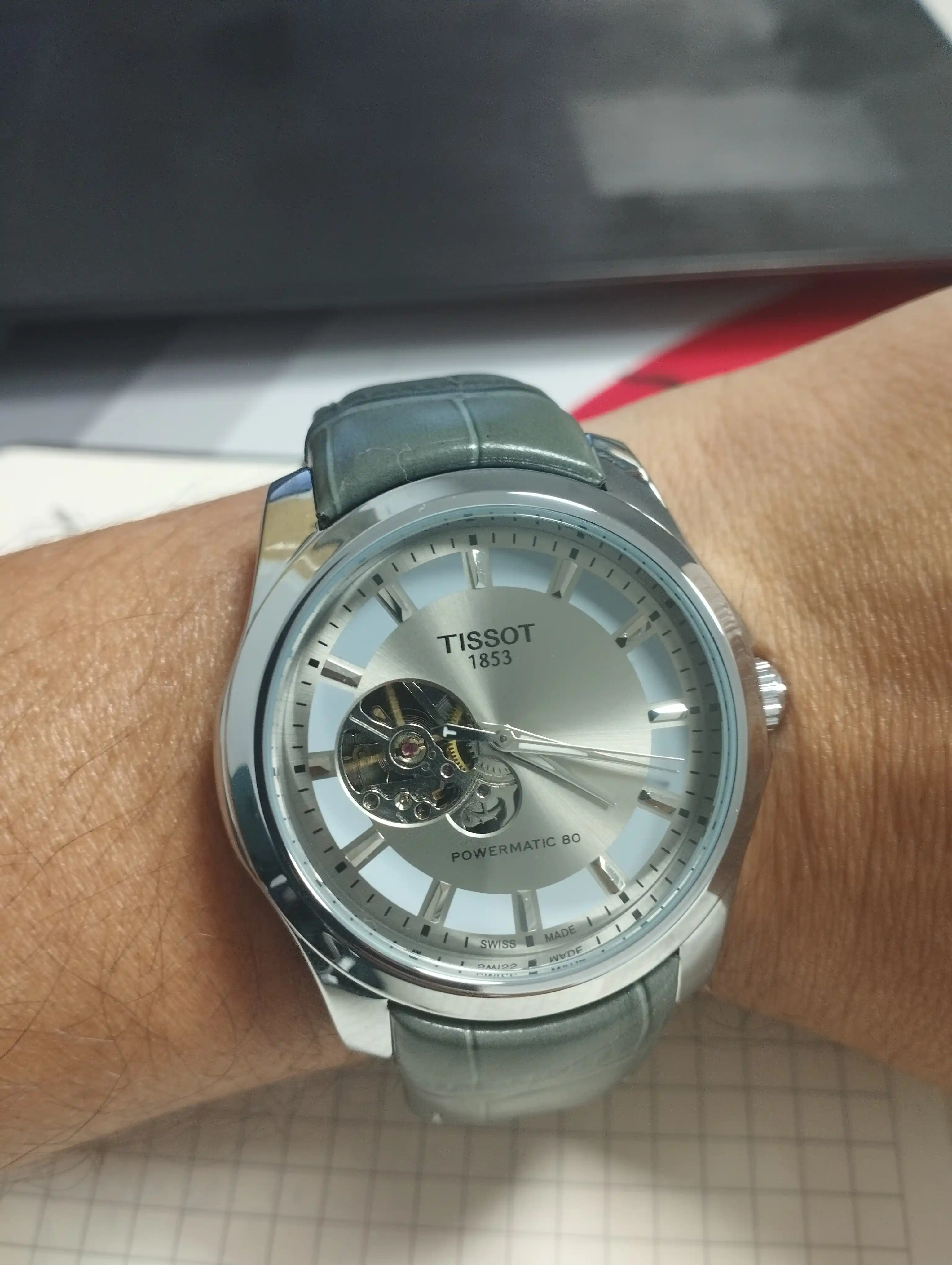Erkaklar uchun uslubdagi mexanika qo'l soatlari - ELEGANT WATCHES