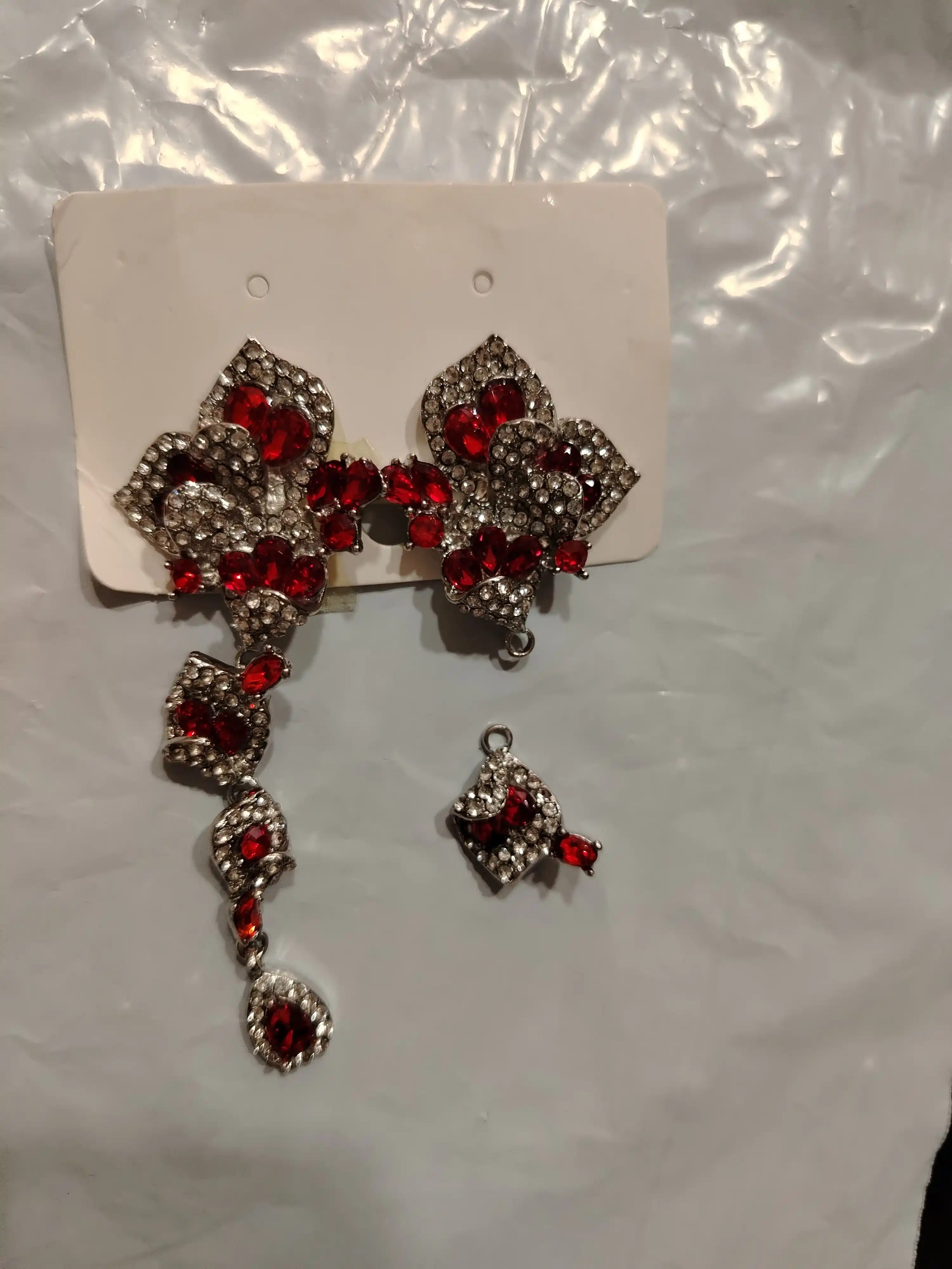 Серьги женские