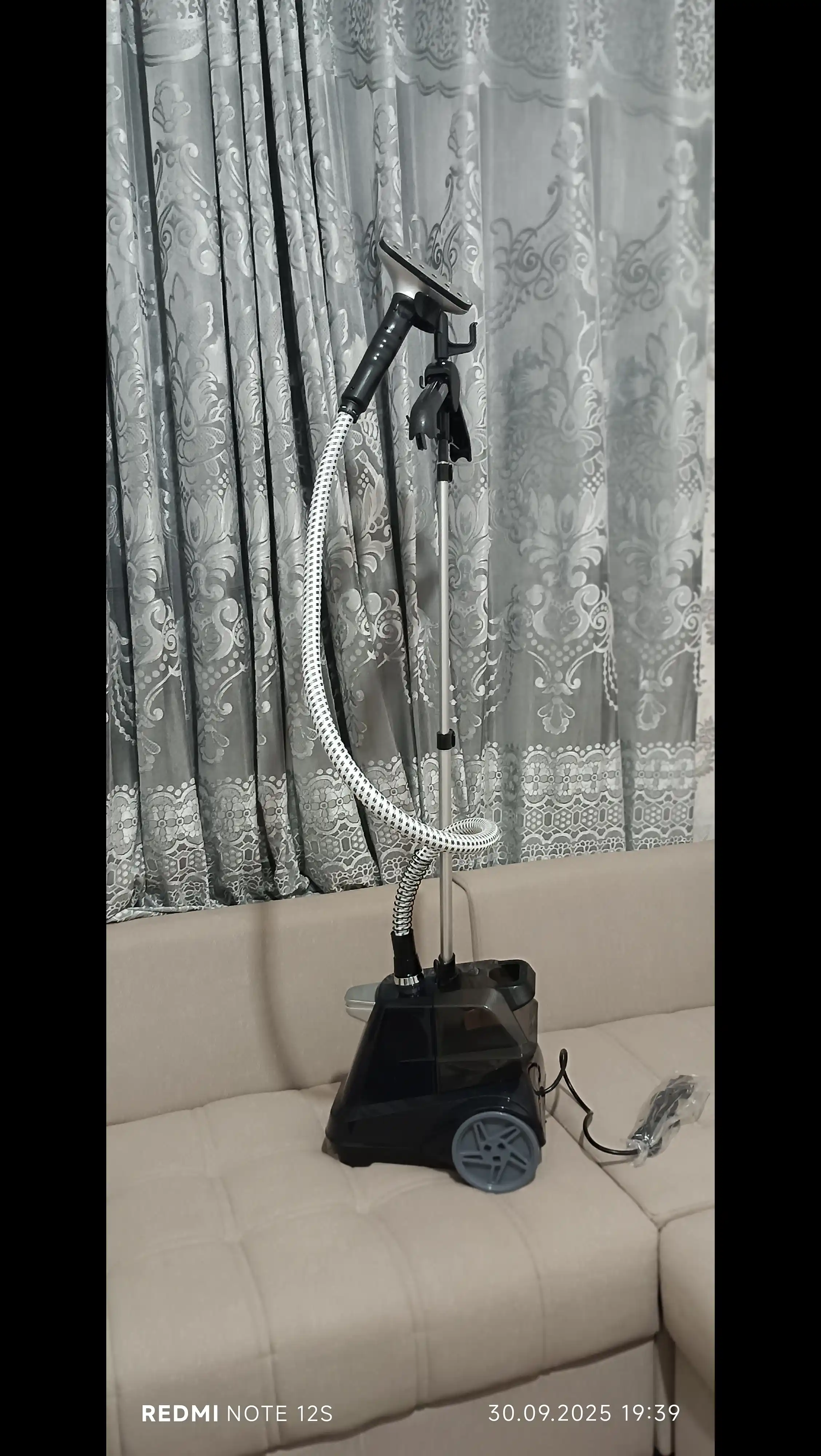 Профессиональный отпариватель для одежды Garment Steamer X3, 2200 Вт , 3л