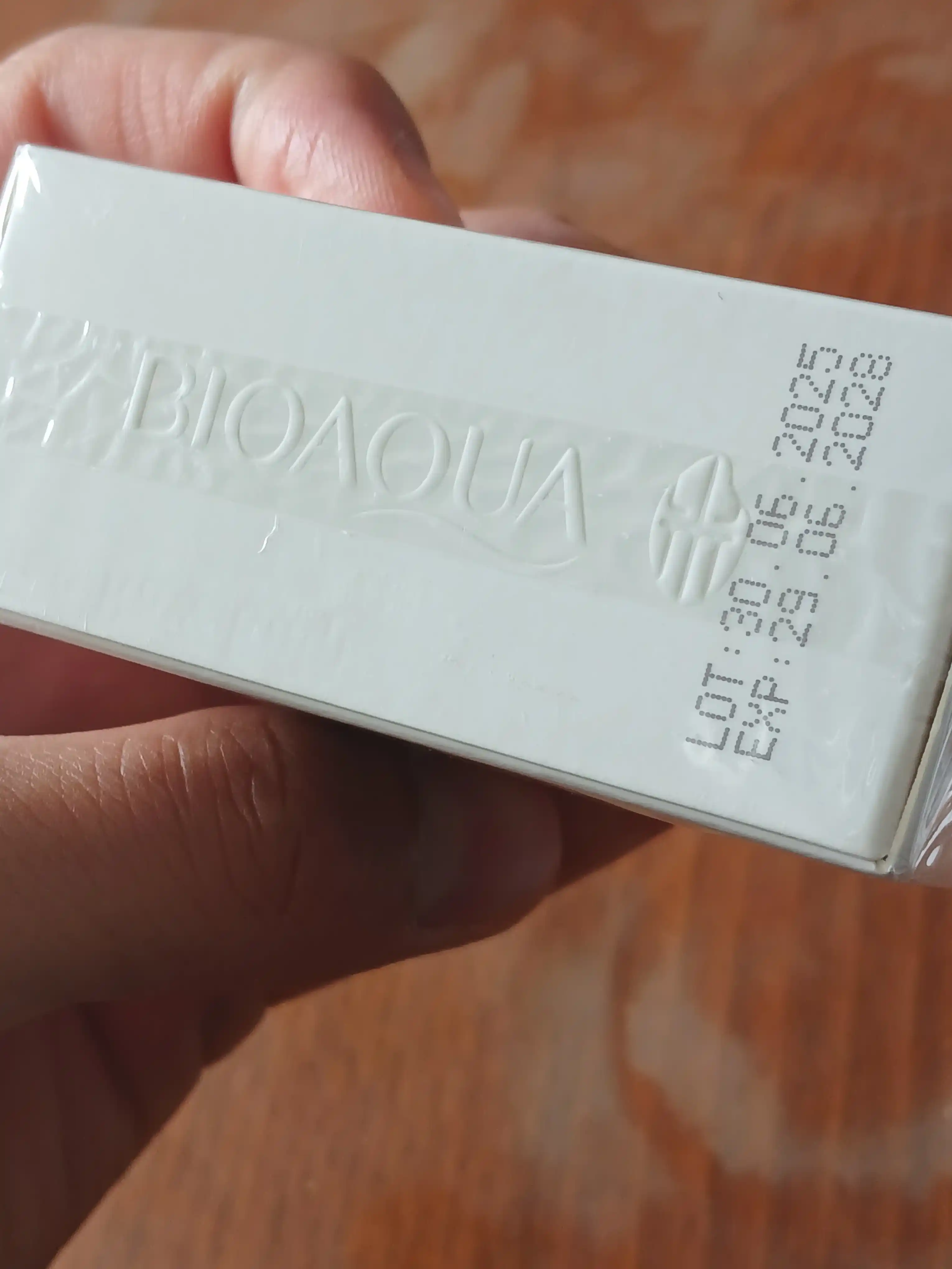Oqartiruvchi sovun BIOAQUA, guruch ekstrakti bilan, yuz va tana uchun, 100 g