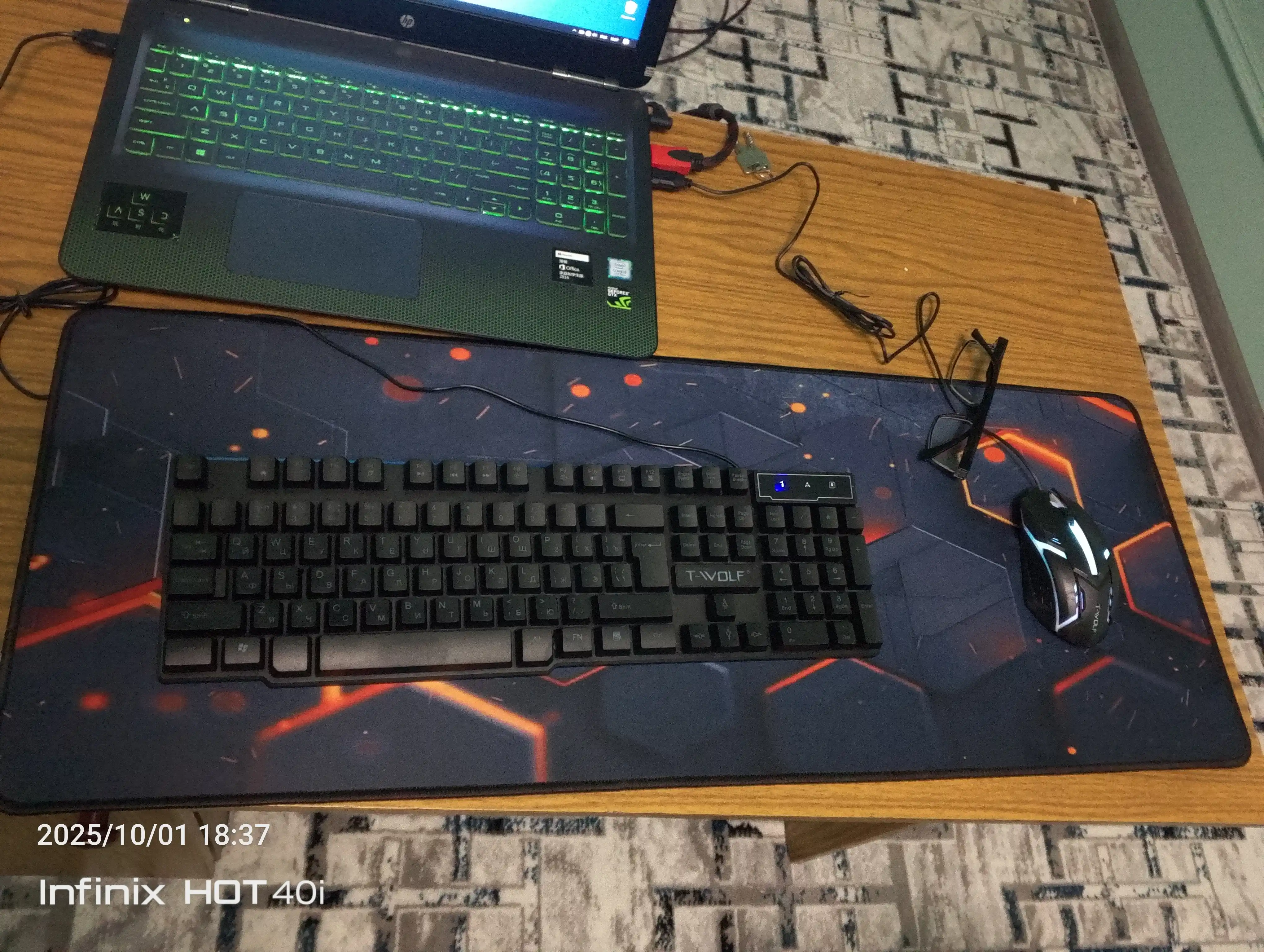 Игровая Клавиатура и мышка T-wolf TF200 c RGB подсветкой
