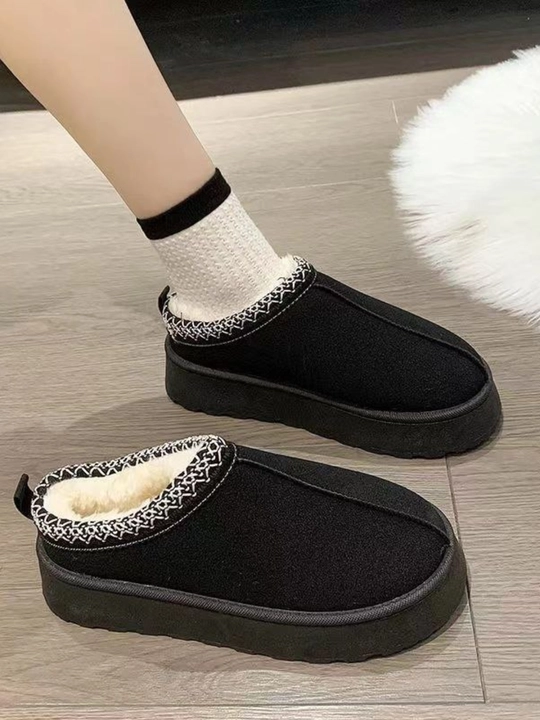 Женские зимние угги . Размеры 36-40.