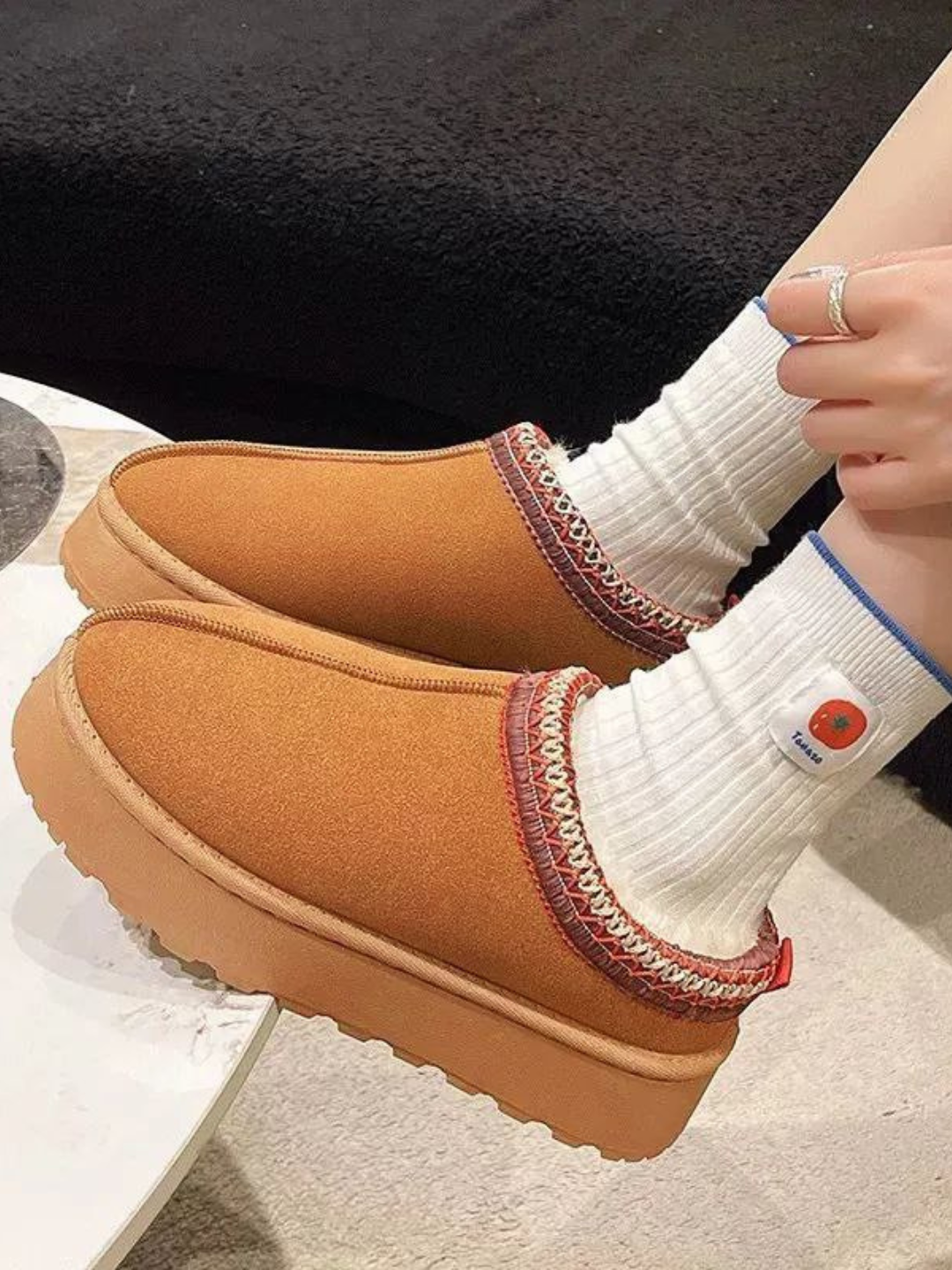 Женские зимние угги . Размеры 36-40.