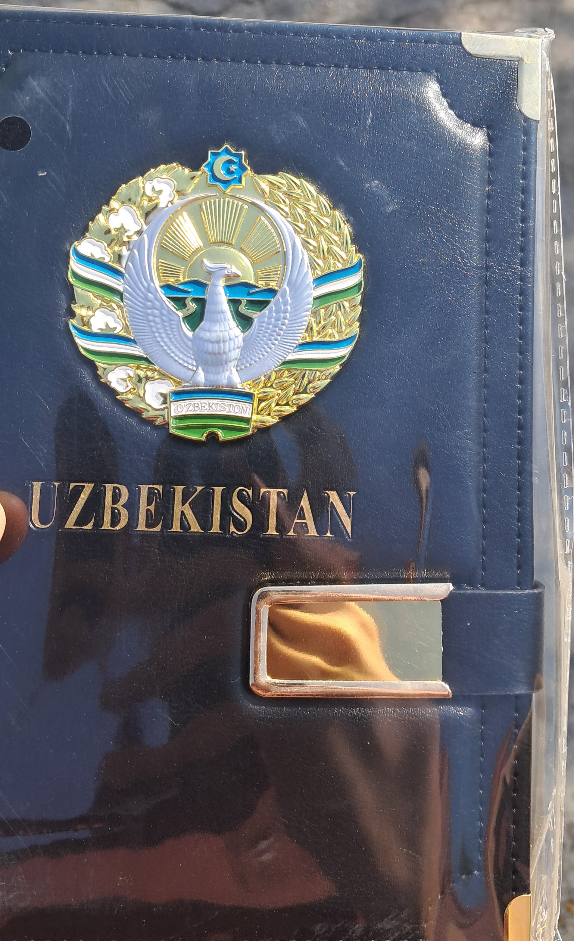Bloknot O'ZBEKISTON daftarchasi, A5 formatida 182 varaq tilla yurgizilgan erkaklar uchun