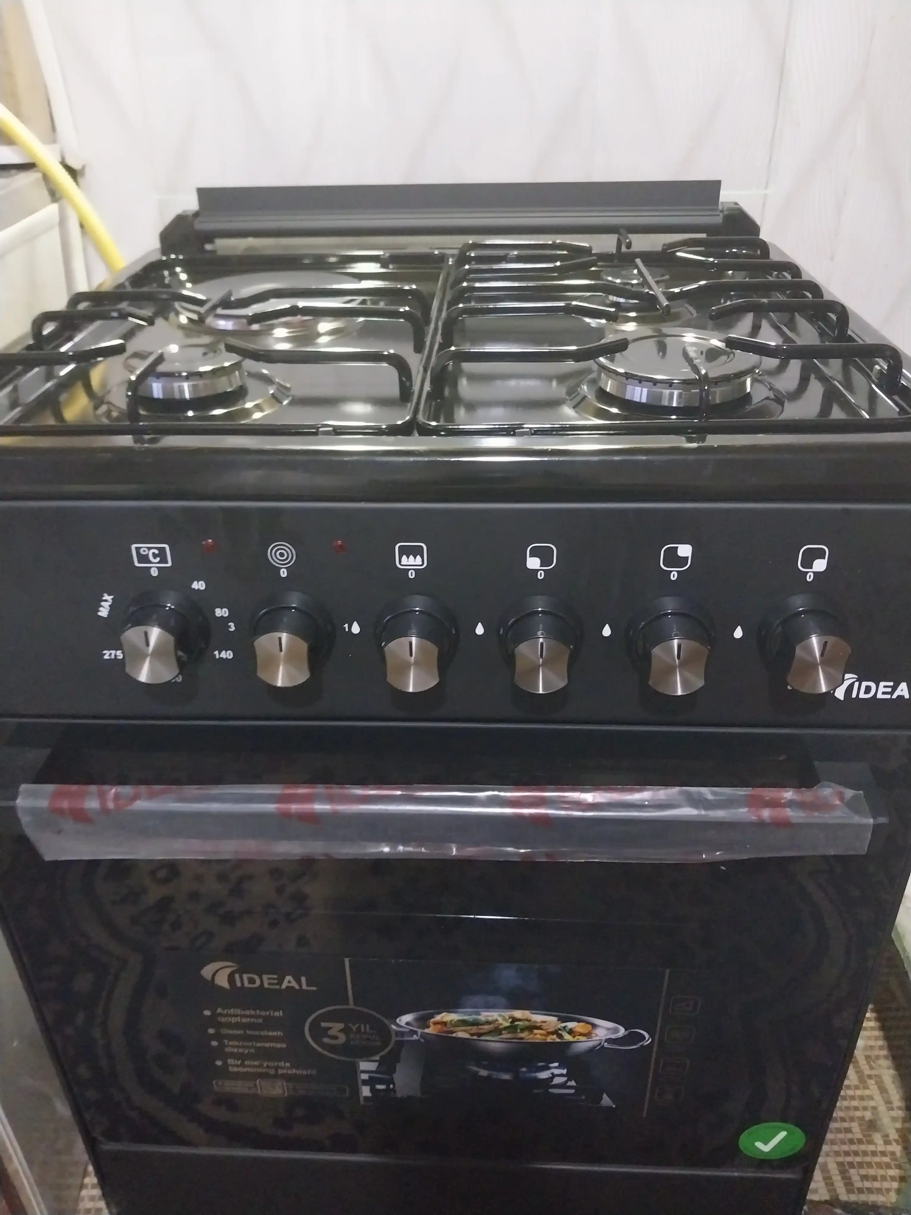 Gaz plita Ideal L305, 3+1 konforkali, pech hajmi 65 litr, 60 * 60