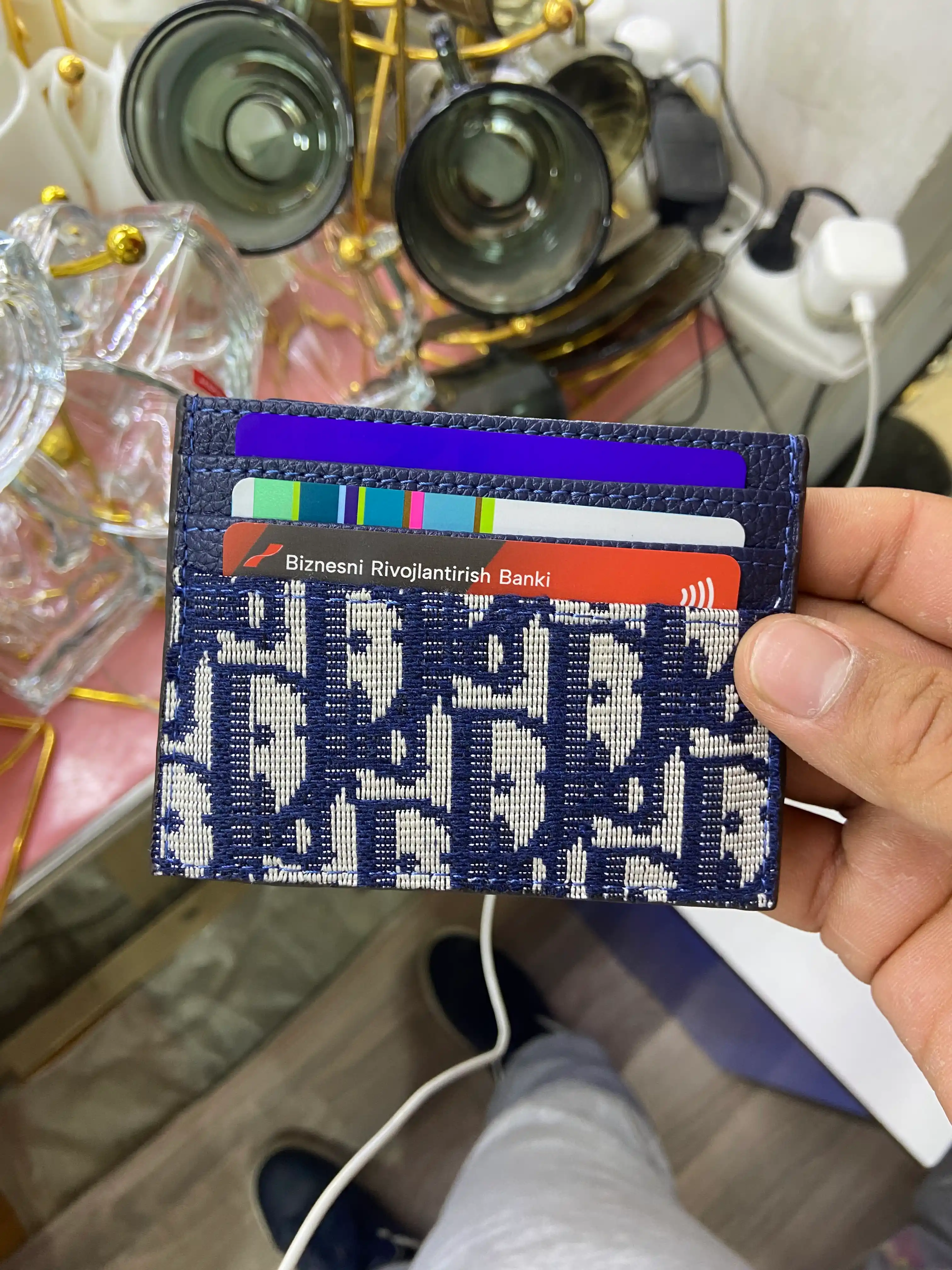 Кошелек Dior: для карт, удостоверения личности и визиток, без коробки