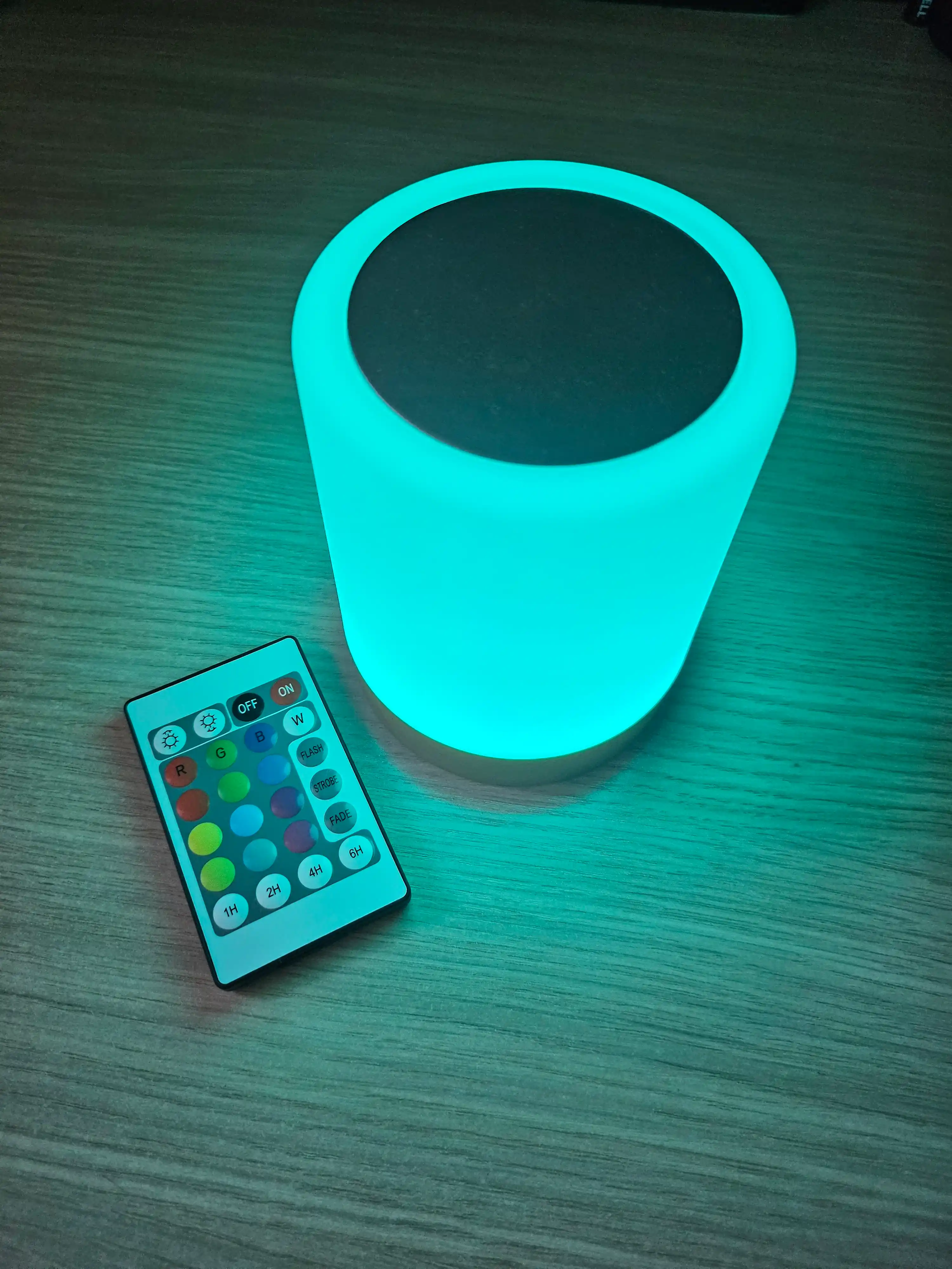 Tungi chiroq bolalar uchun RGB yoritgichli sensorli simsiz masofadan boshqarish pulti