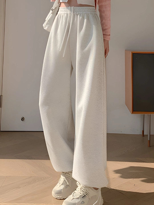 Ayollar uchun keng bichimli oversize joggerlari, sport shimlari