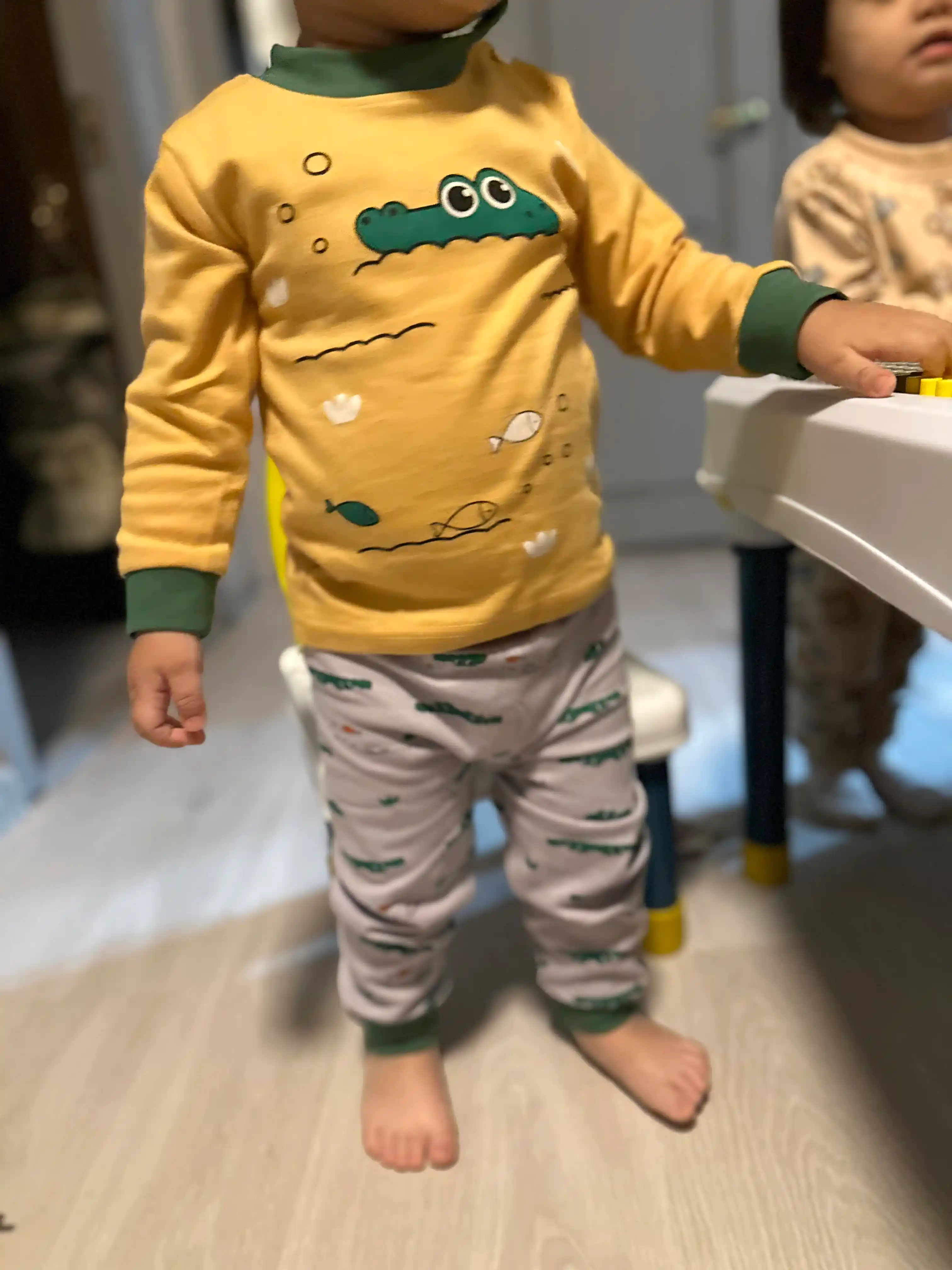 O‘g‘il bolalar va qizlar uchun pijama, 100% paxta, 7 xil rangda (90–130 sm)