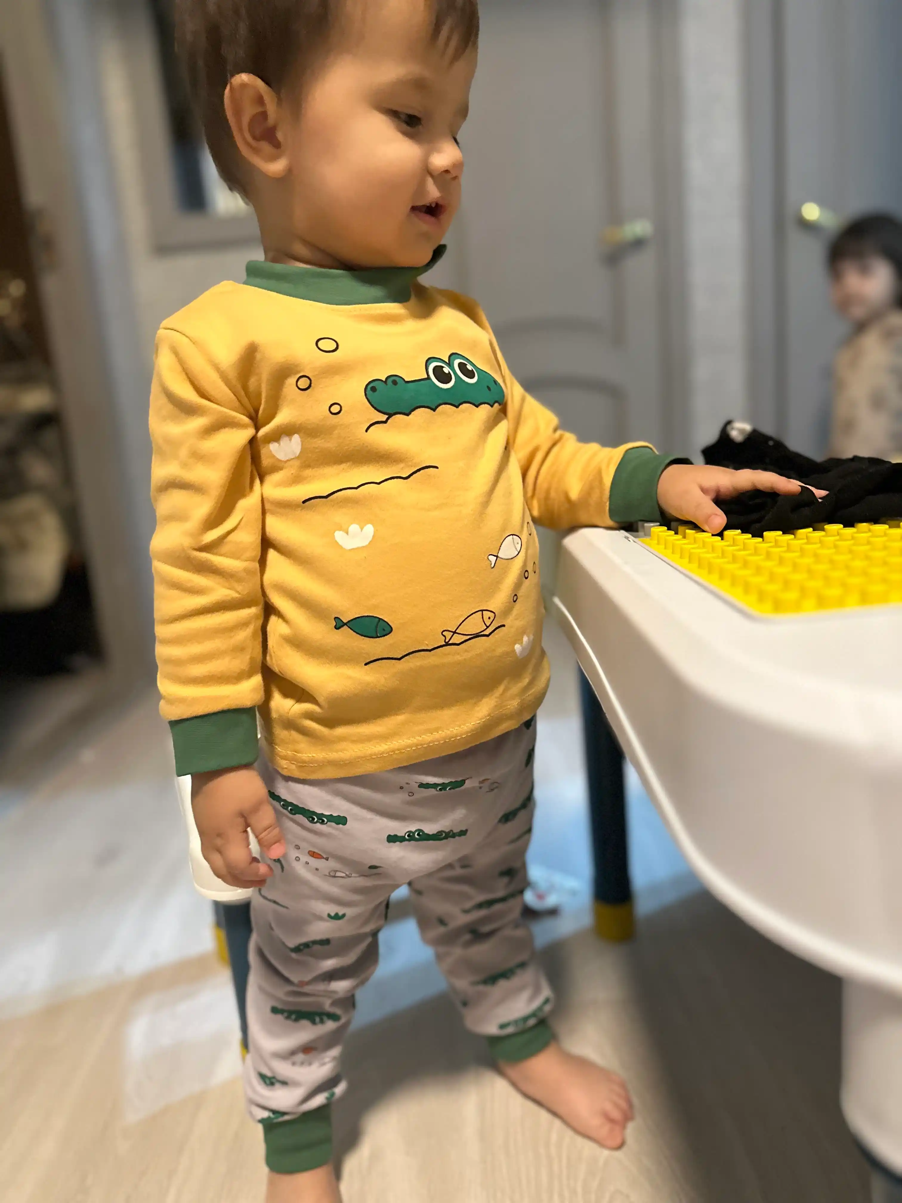 O‘g‘il bolalar va qizlar uchun pijama, 100% paxta, 7 xil rangda (90–130 sm)