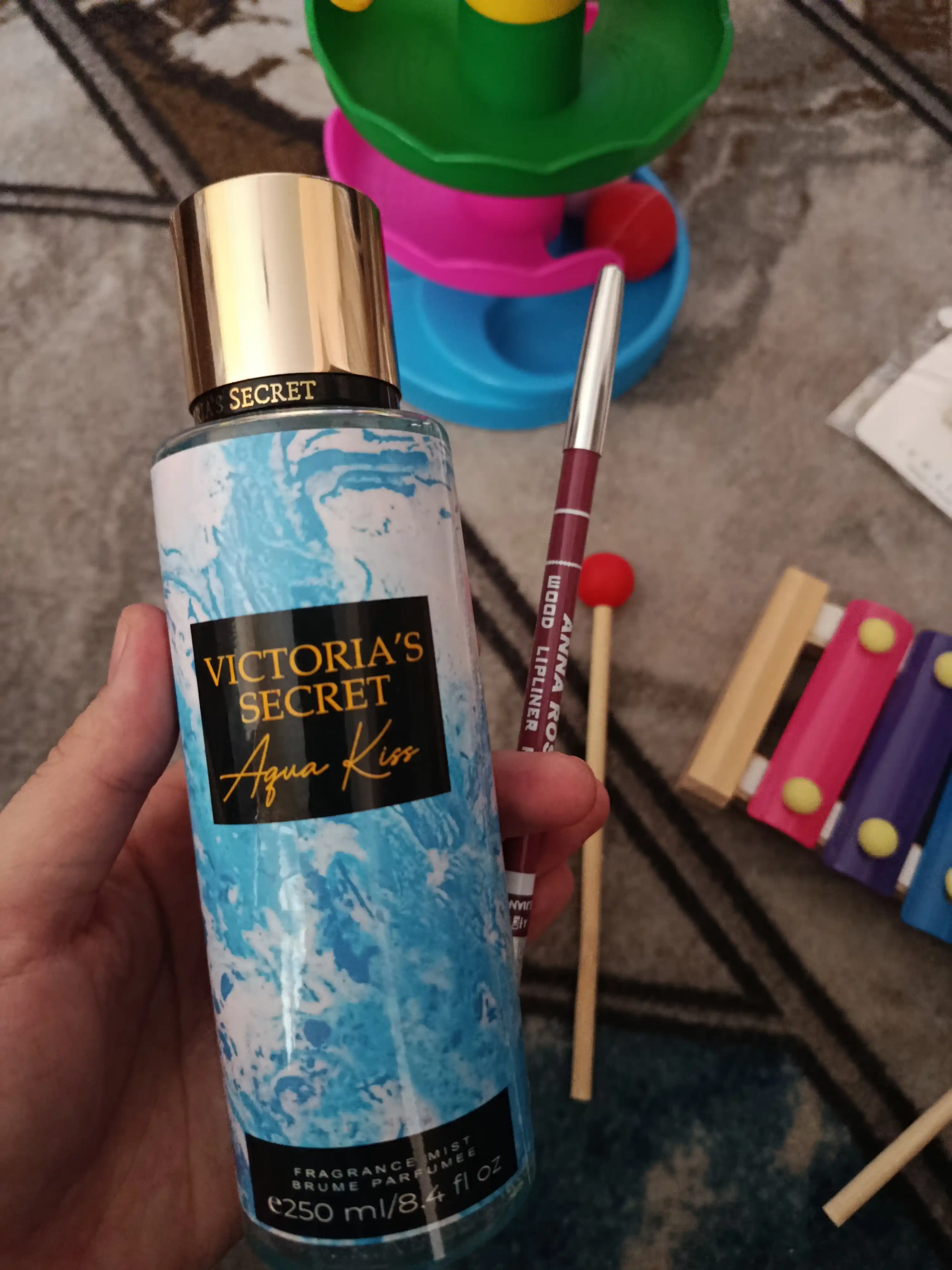 Victoria Secret Aqua kiss spreyi, Tempatation, Shimmer mist, 250 ml