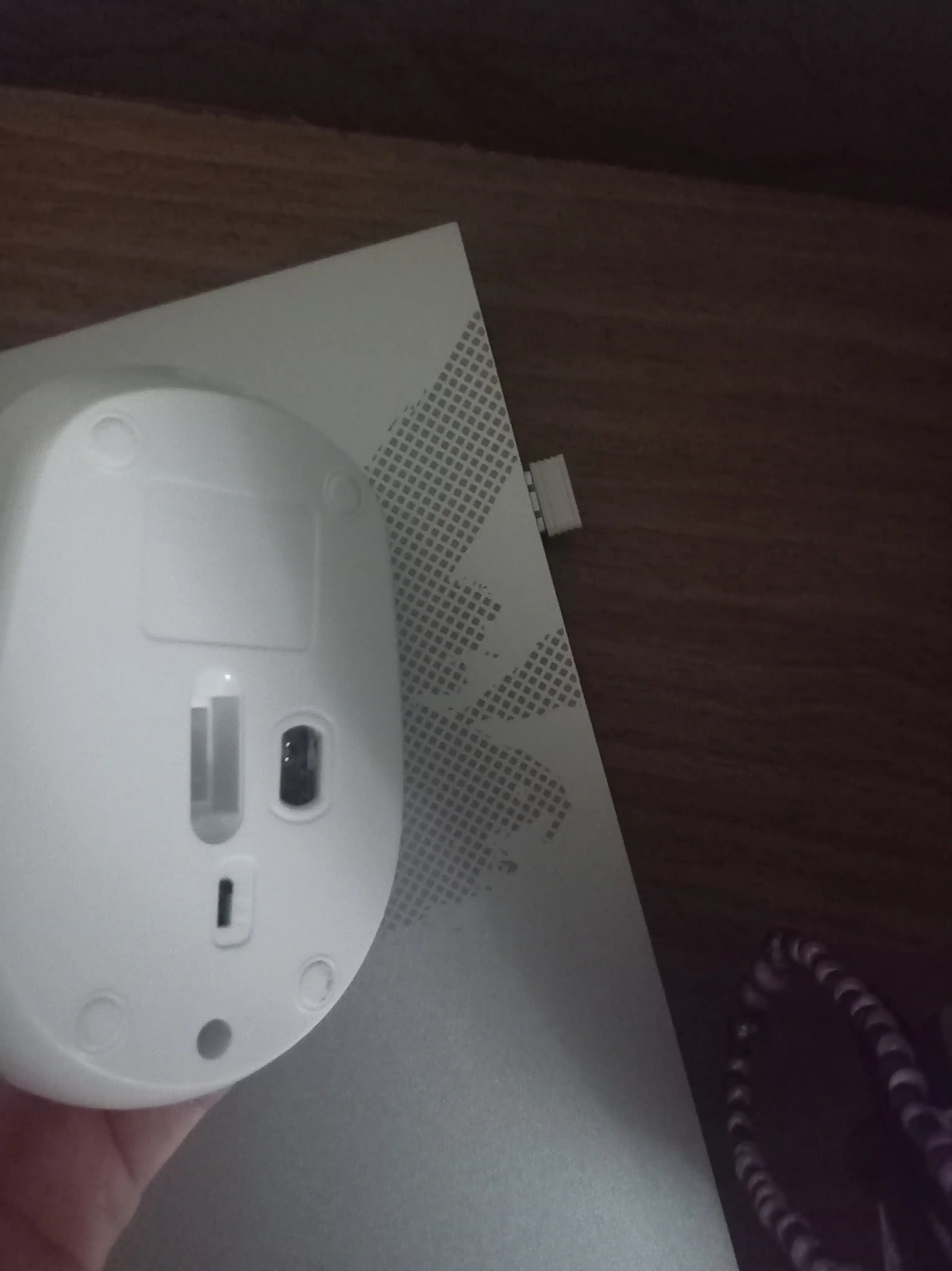 Barcha qurilmalar uchun ergonomik Bluetooth/2.4Ghz simsiz sichqoncha, qayta quvvatlanadi