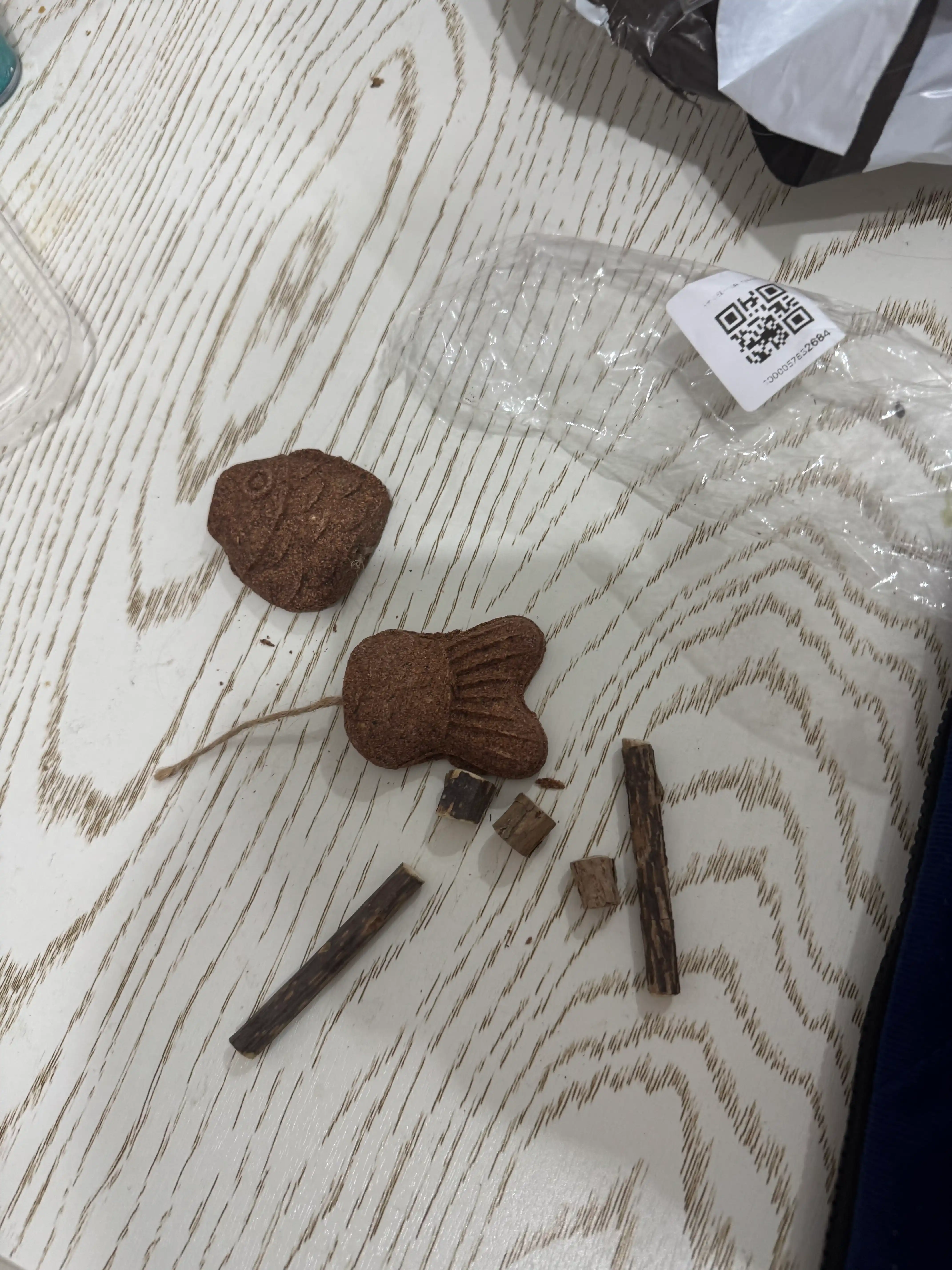 Игрушка для кошек с лакомством кошачьей мятой, шарик, лизун