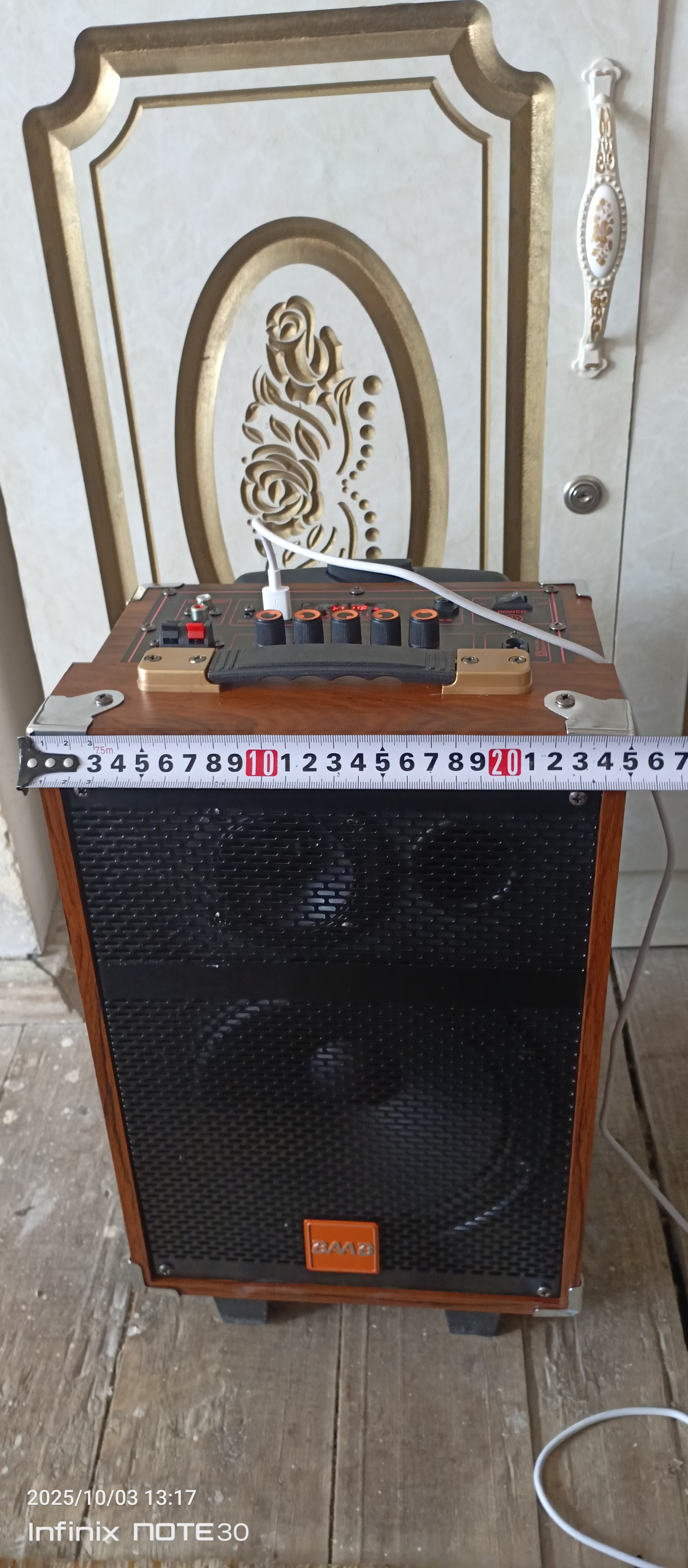 BAAB portativ karaoke Bluetooth karnay mikrofon va pult bilan
