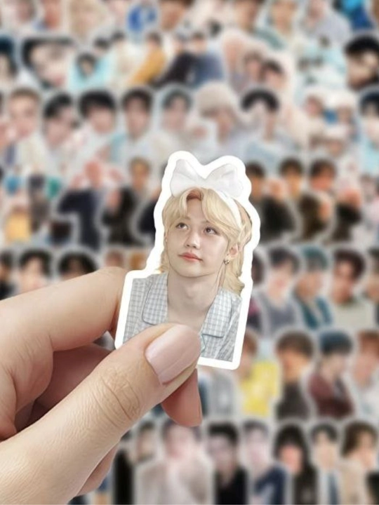Stikerlar BTS, Stray Kids, Blackpink, Enhypen, Seventeen, nakleykalar K-pop. 50 dona