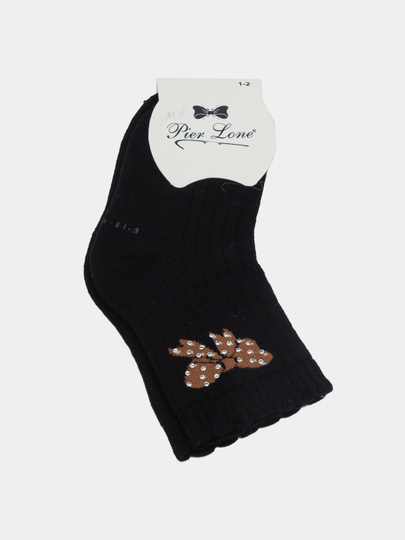 Paypoq kiygan tola qizning fotosurati