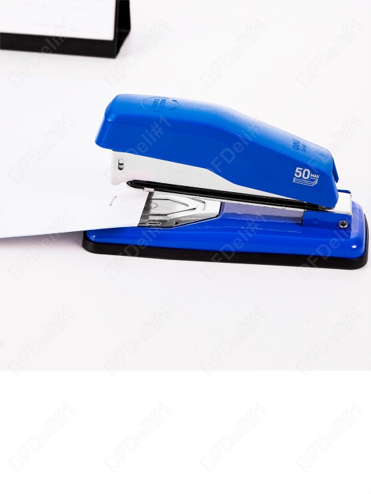 Stepler 24/6,26/6,24/8 (ko'k) 0414S Deli, 0414-S-bl