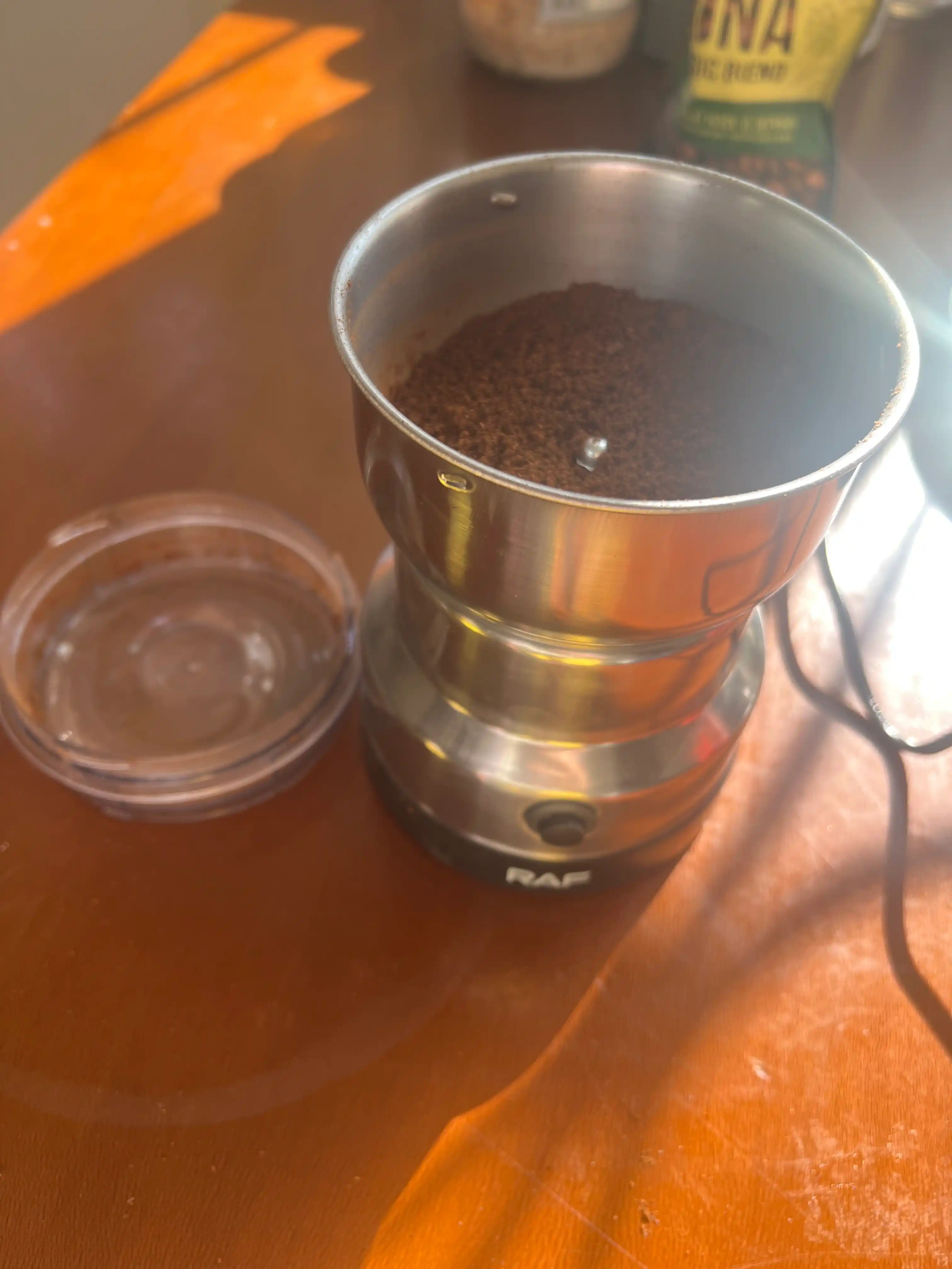 Qahva maydalagich, 2 tasi 1 ta, elektr, RAF-7124 200w dvigatel