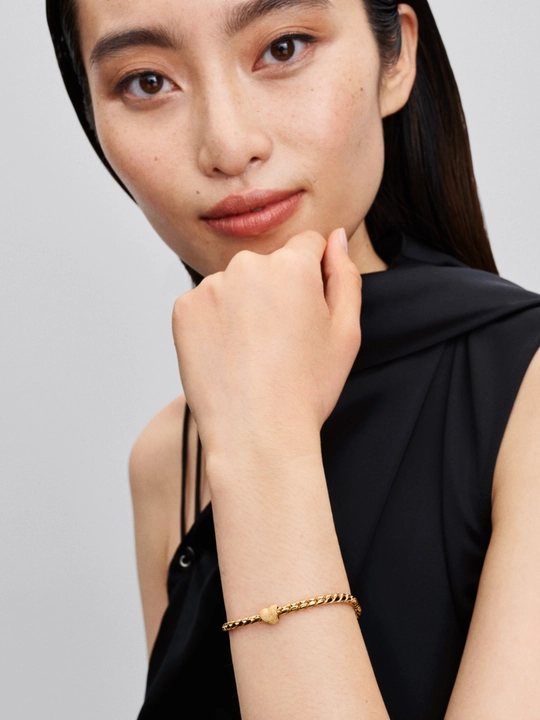 Pandora “Teksturali yurak” mini-sharm, 14K oltin qoplama, 764000C00