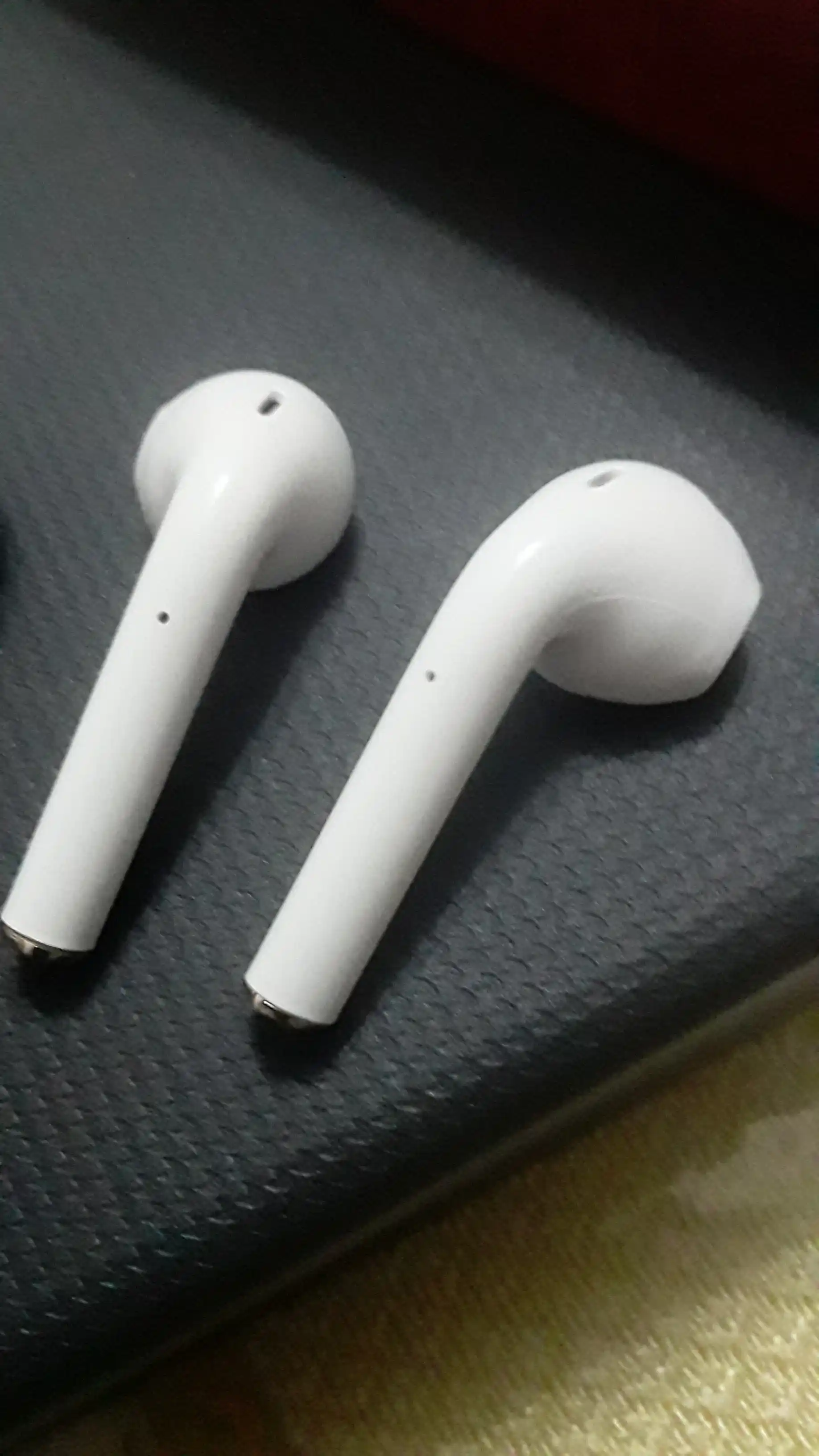 TWS quloqchin i11, i12, i15, i18, Bluetooth 5.0, mikrofolli, sensorli boshqaruv