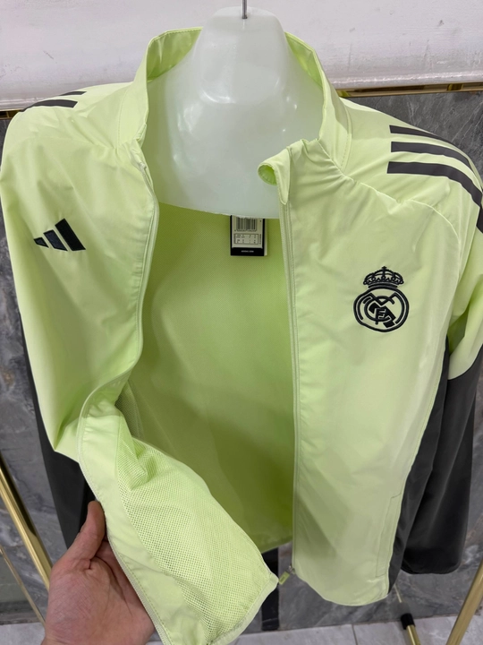 Erkaklar uchun futbol klubi logosi tushirilgan kuzgi sport vetrovkalari