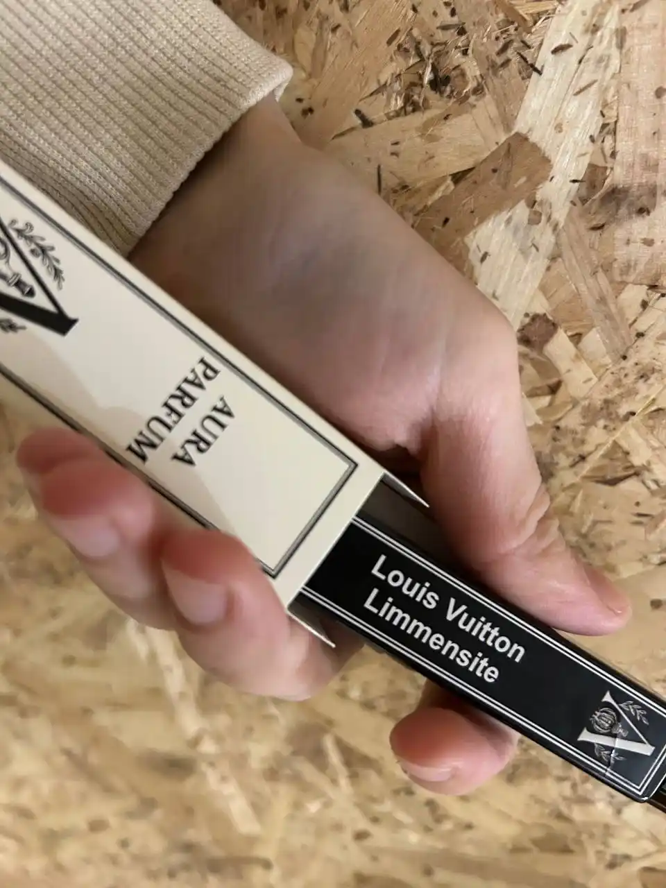 Atirlar ayollar,va erkaklar uchun Louis Vuitton Limensite atir unisex,yozgi kuzgi raspiv