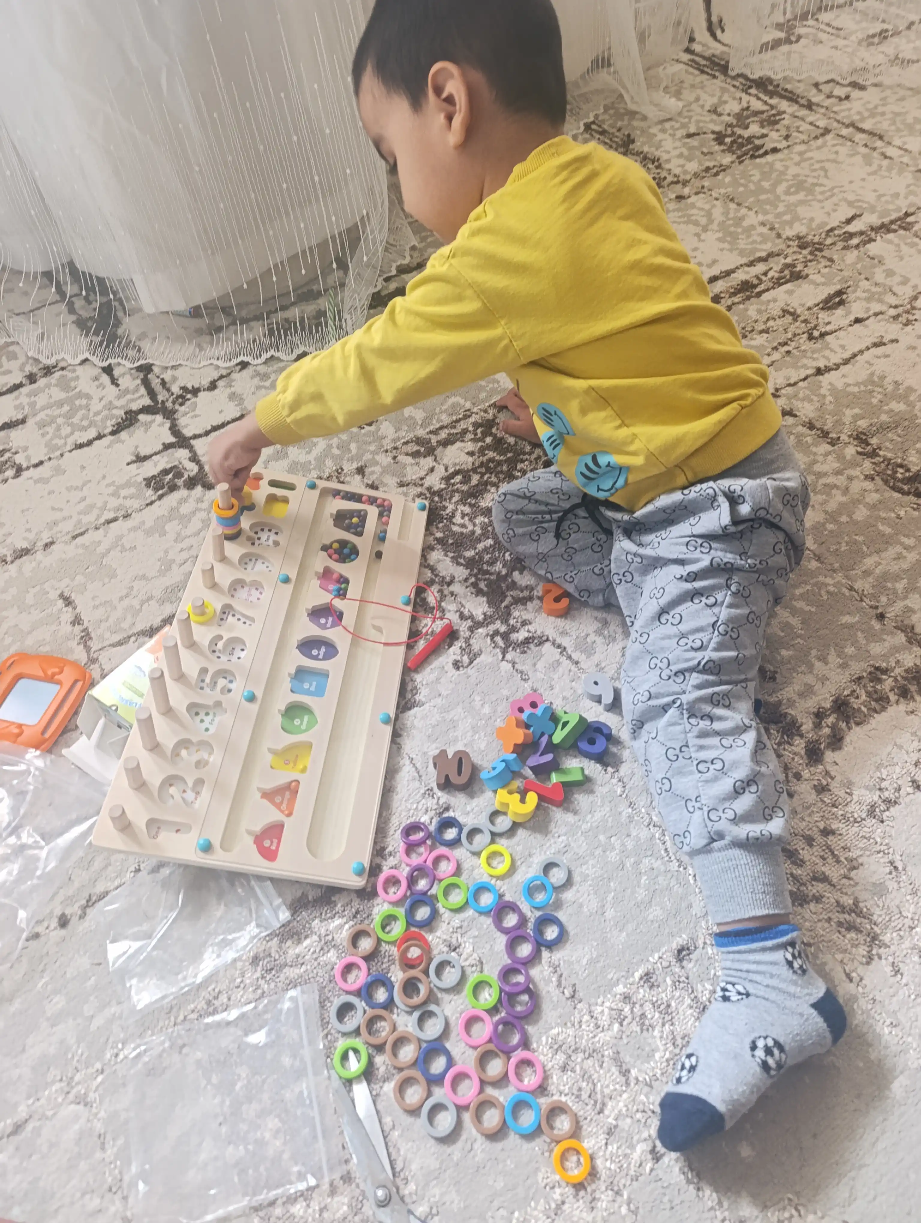 Деревянные развивающие игрушки