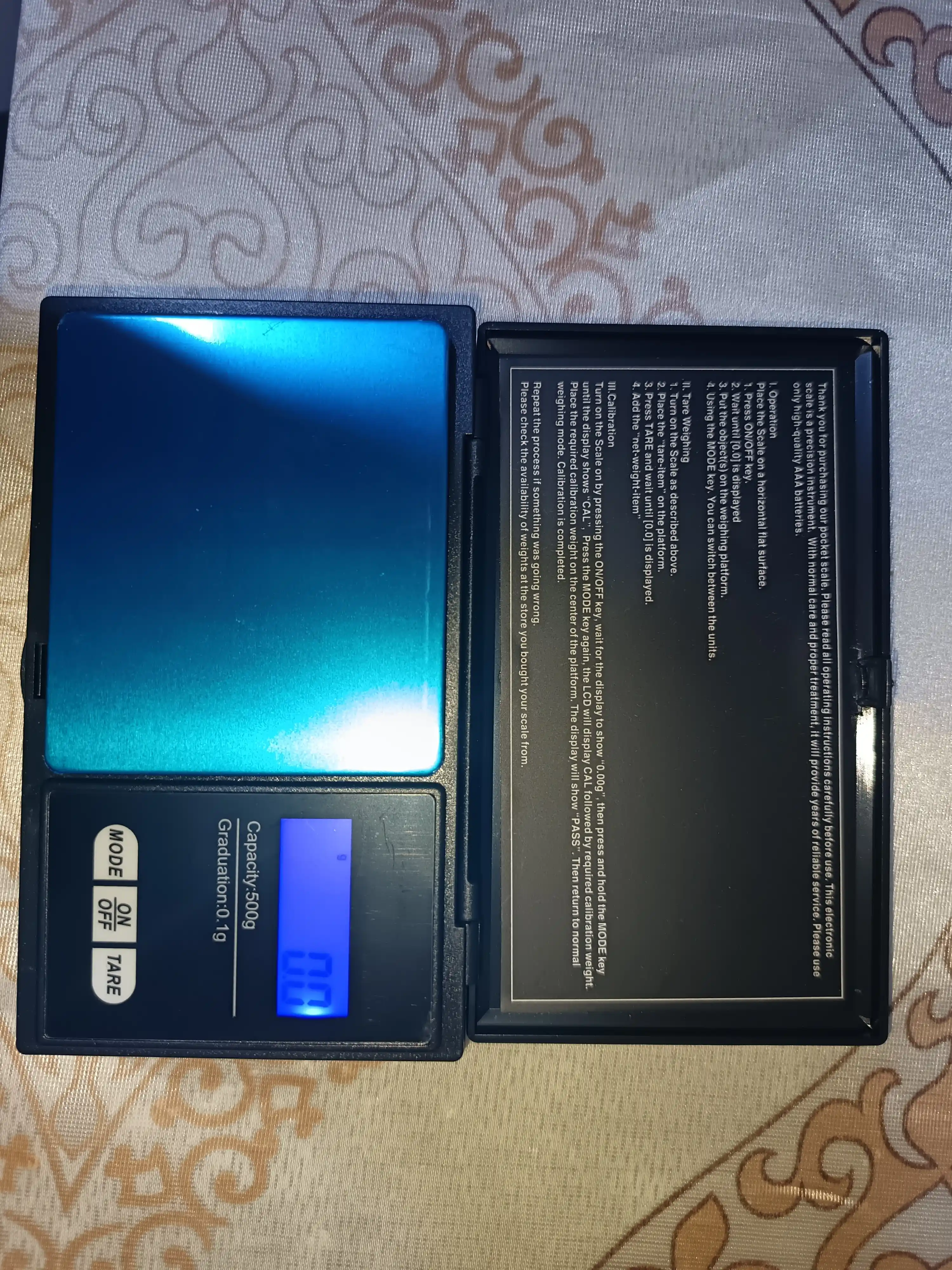 Tarozi, tarozi elektron pol tarozi, aniqligi 0,01 g gacha, yuklamasi 3000 g gacha