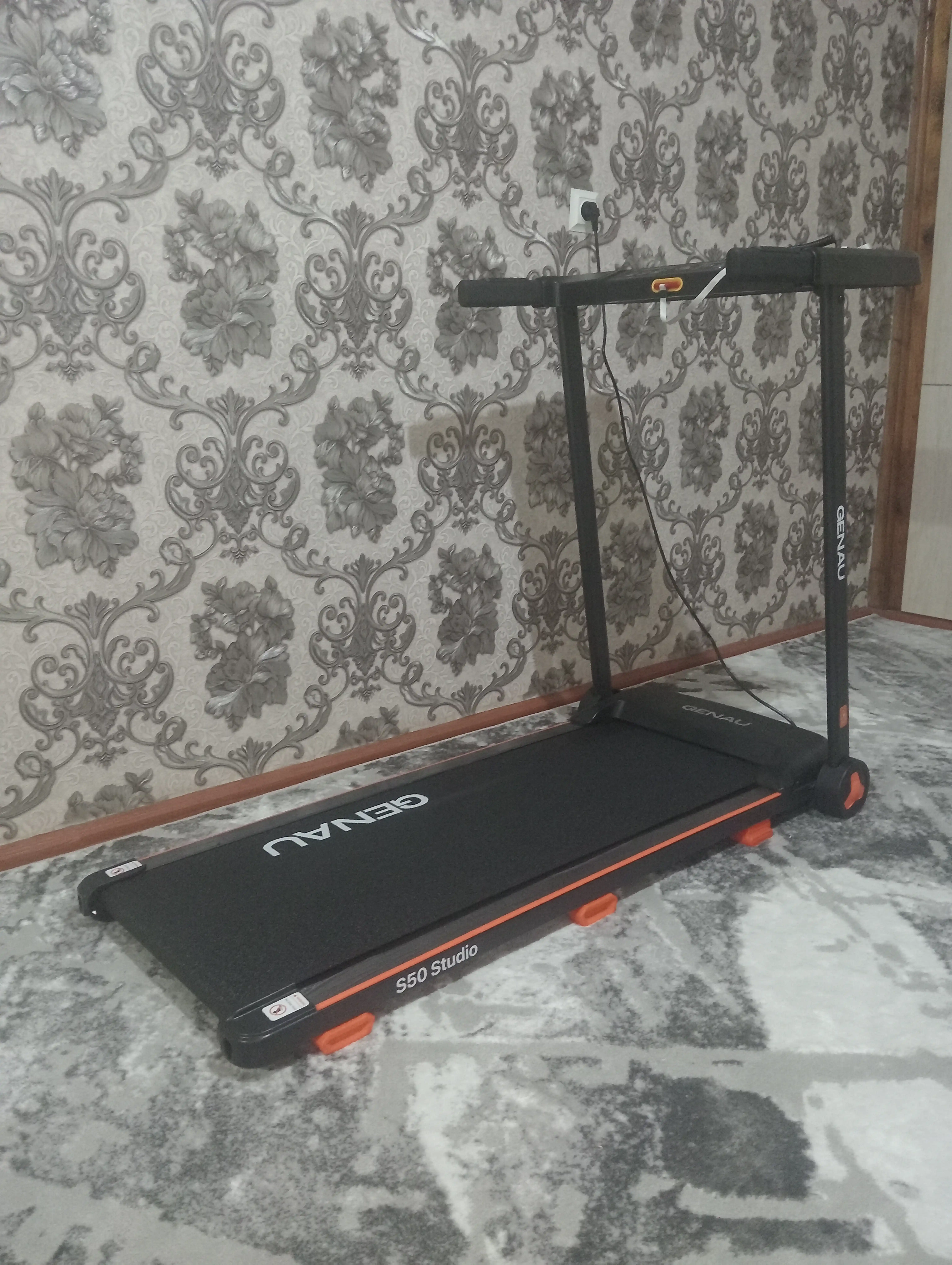 GENAU S50 Studio *RT2-17B elektr yugurish yo‘lakchasi