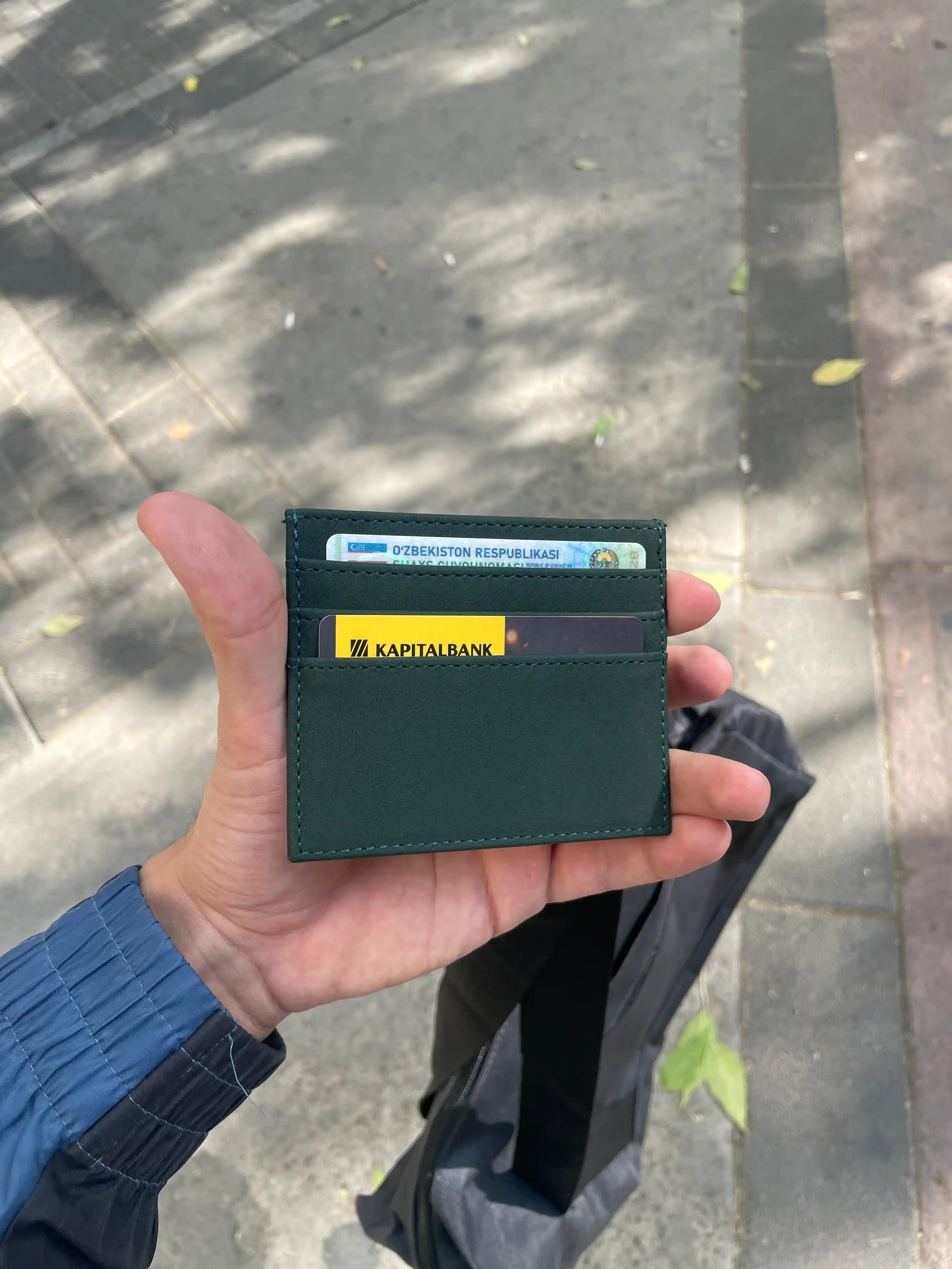Картхолдер из алькантары