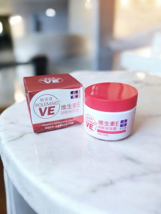 Увлажняющий питательный крем POLEMAID VE vitamin E - 