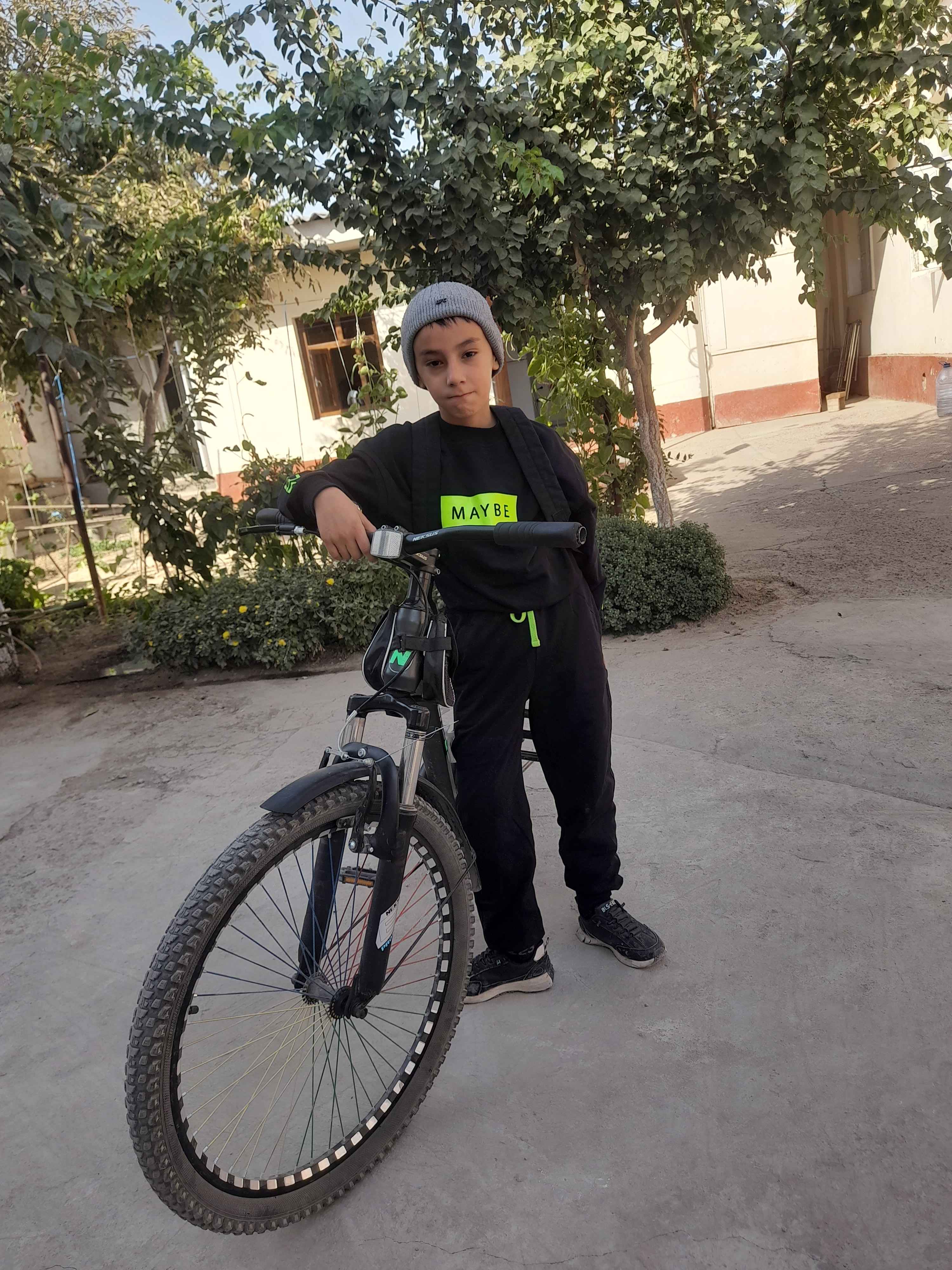 O'g'il bolalar uchun bahorgi sport kiyimlari to'plami, bosma naqshli