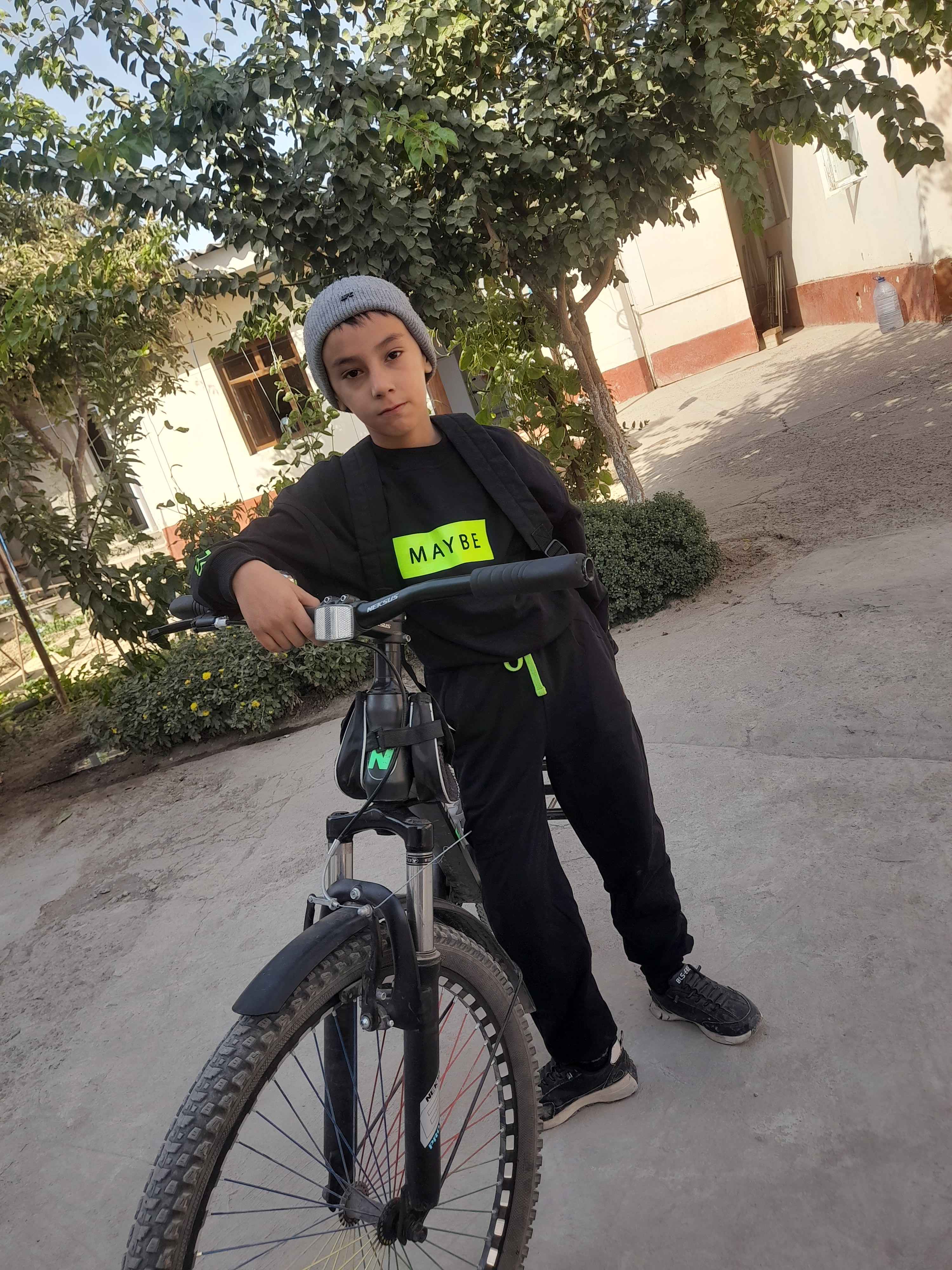O'g'il bolalar uchun bahorgi sport kiyimlari to'plami, bosma naqshli