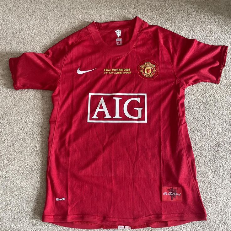 Retro futbol-forma, yengi kalta - "Manchester United 2008" Sport kiyim