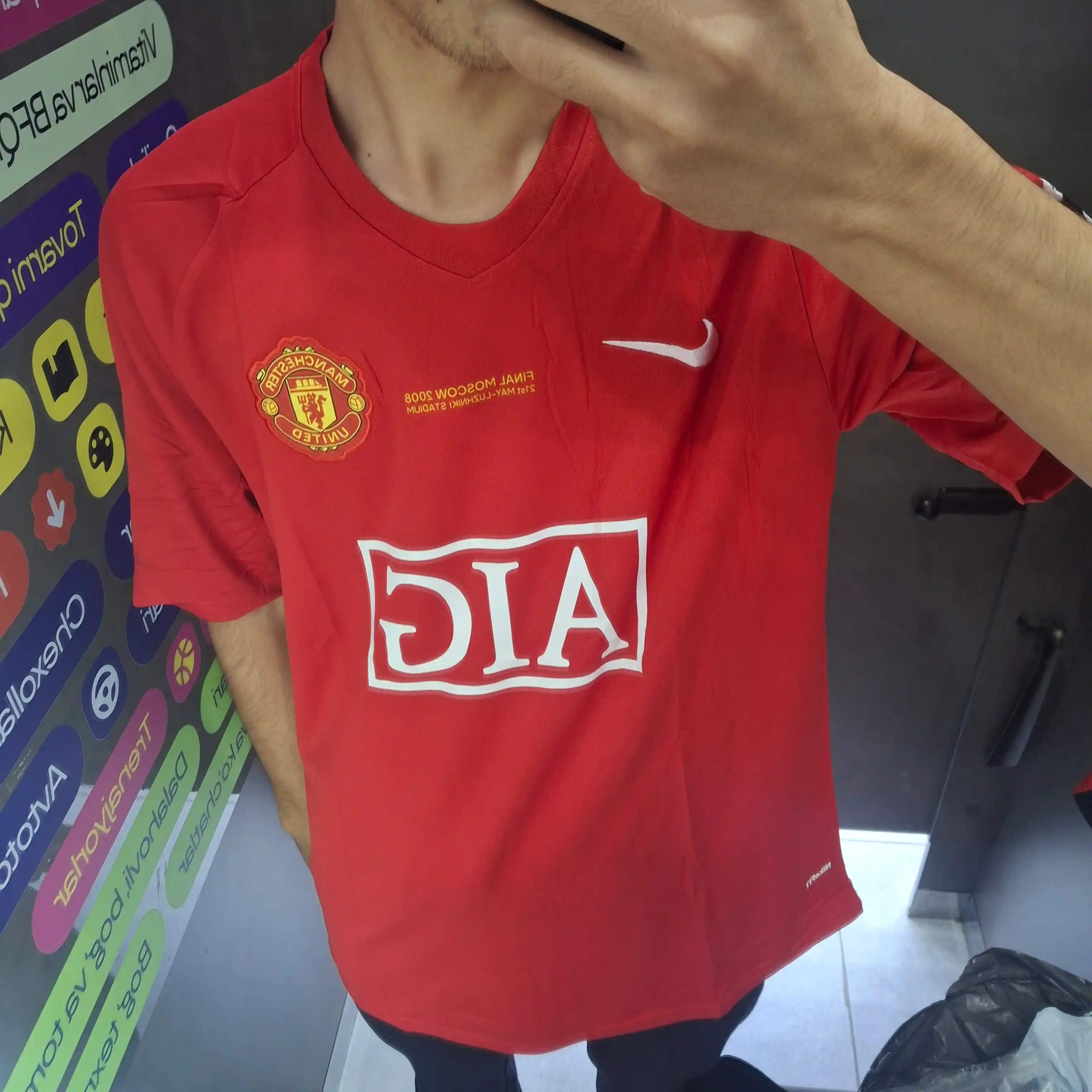 Retro futbol-forma, yengi kalta - "Manchester United 2008" Sport kiyim